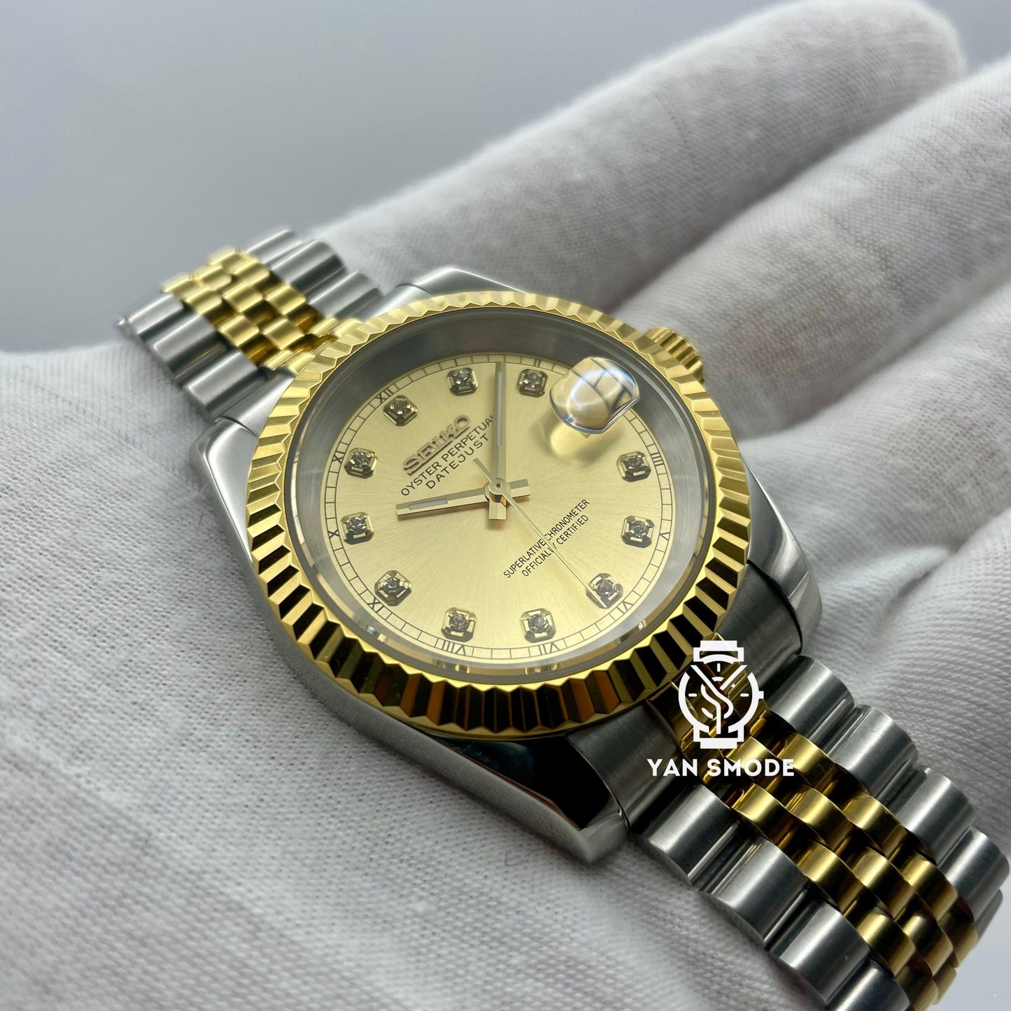 Date Just Yellow Gold Decorated with Diamonds