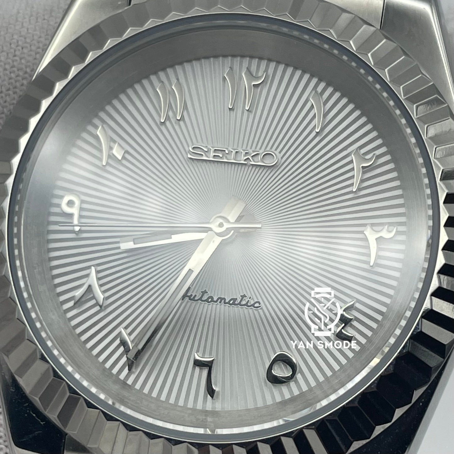 Arabic Dial White