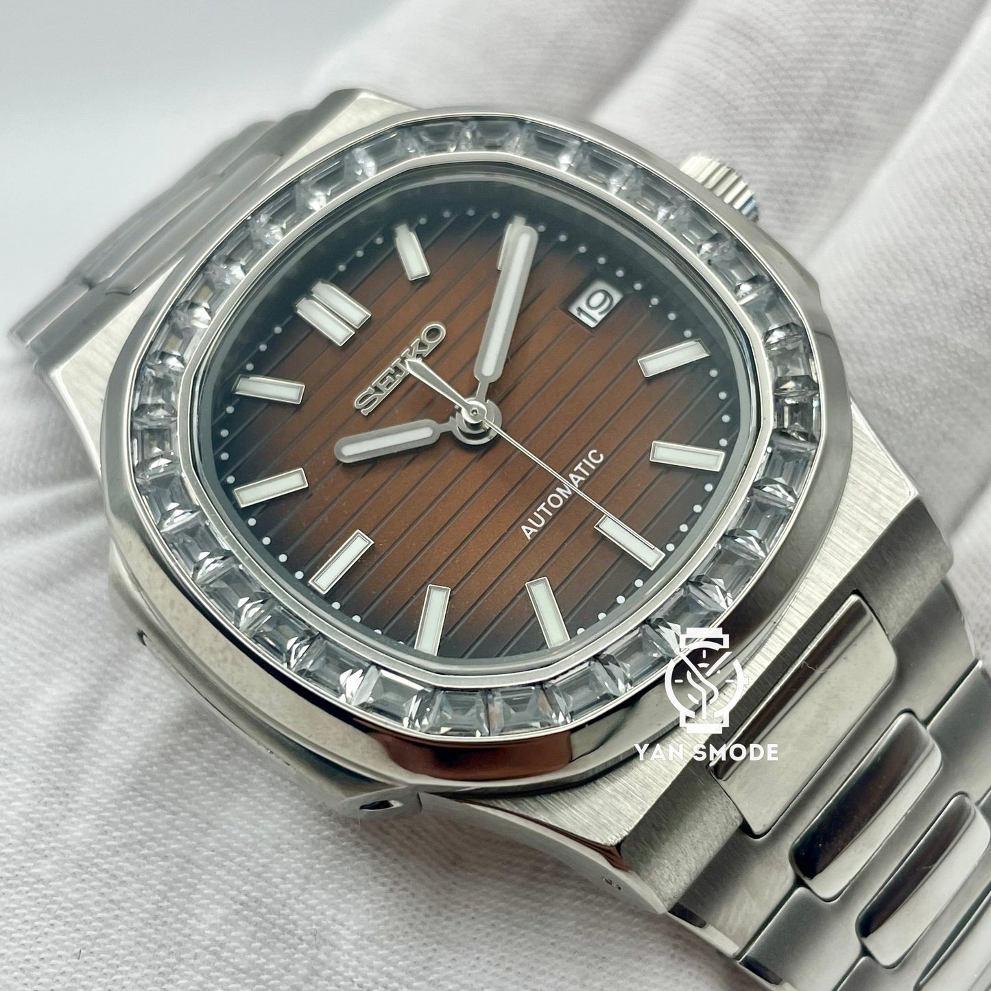 SekioMod Nautilus Caramel Orné de Diamant - Yan Smode