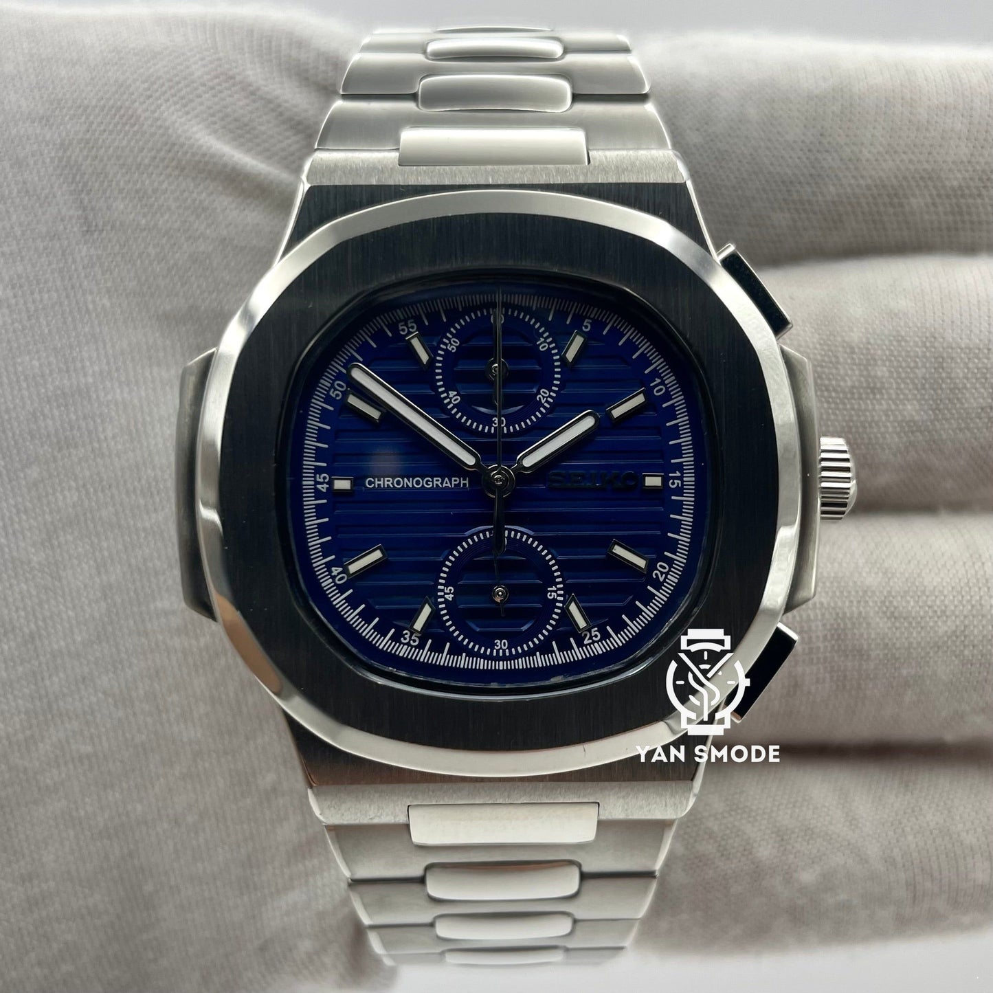 Nautilus Black