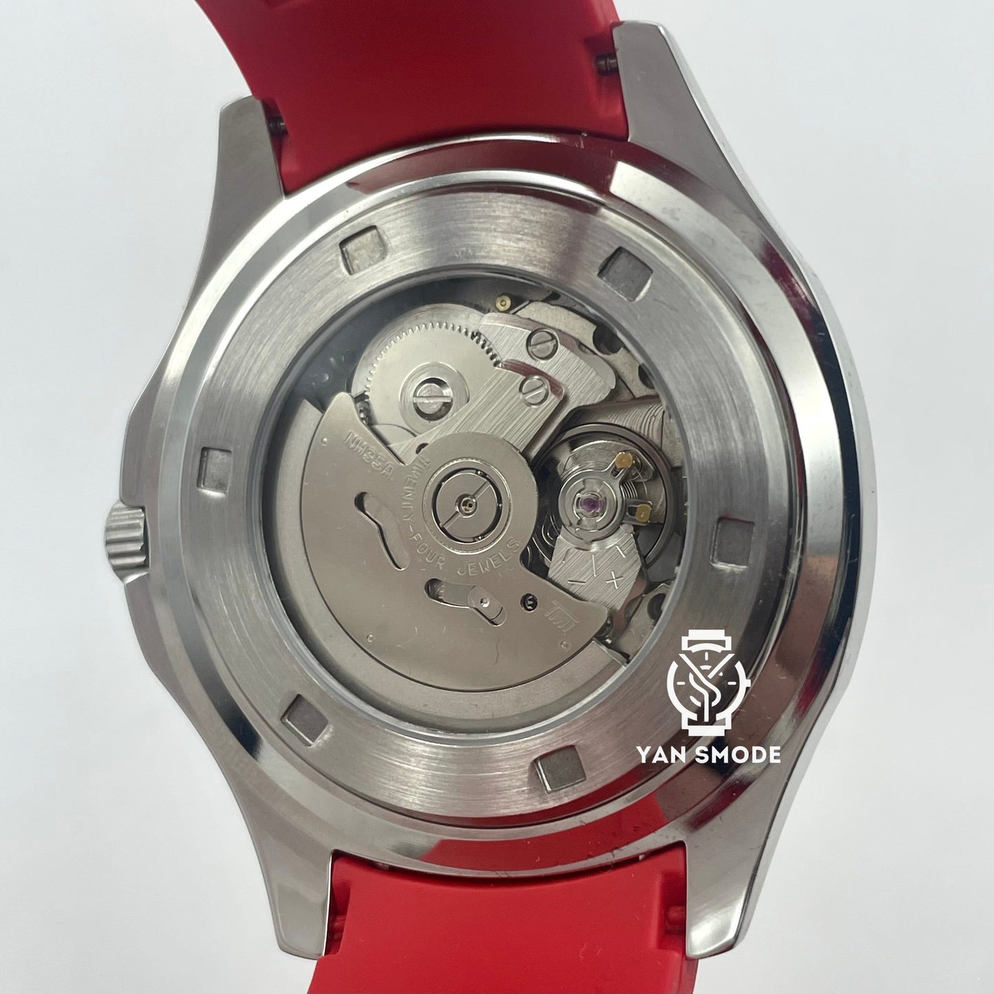 Aquanaut Rouge