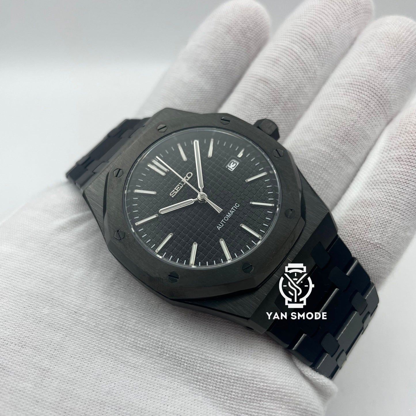 Royal Oak All Black