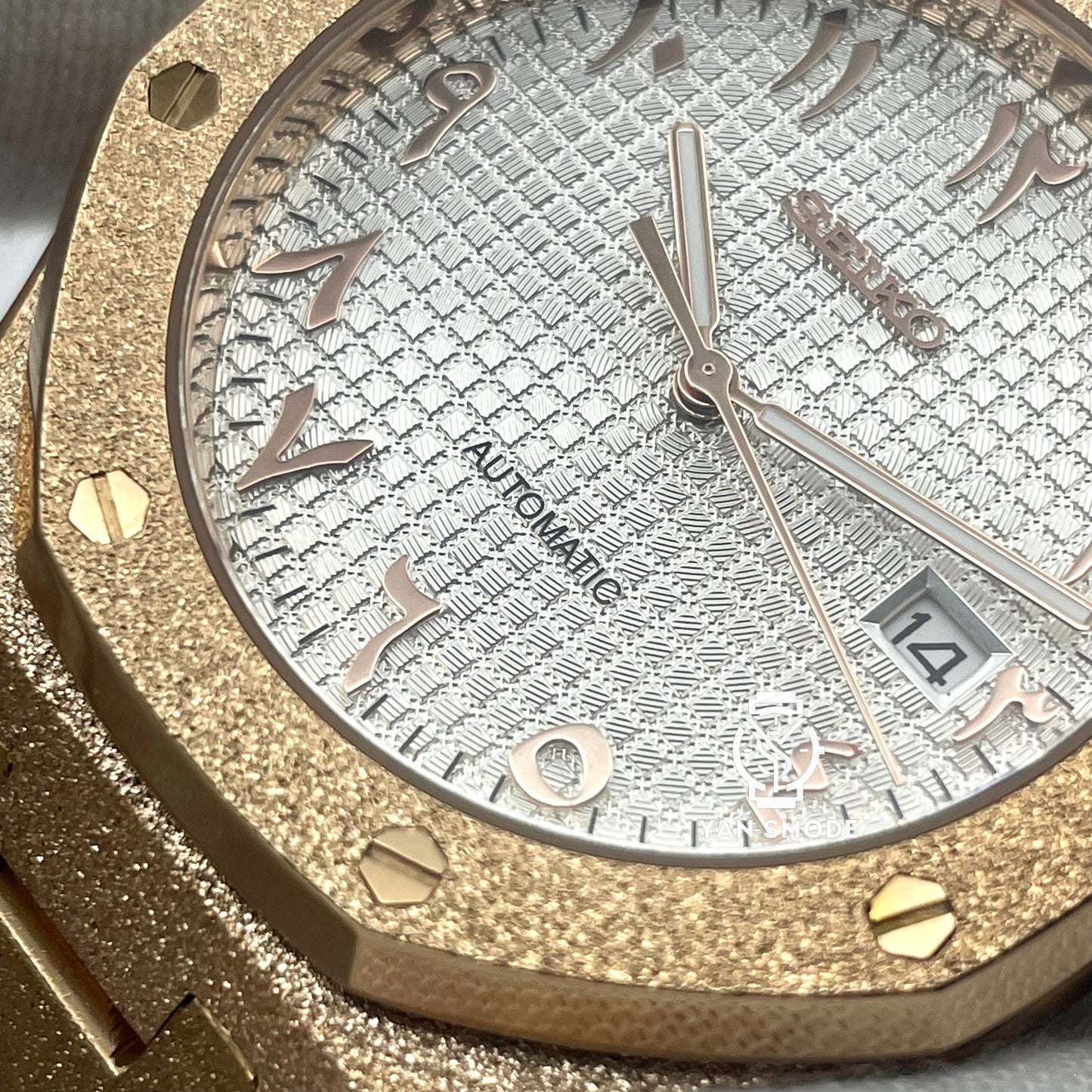 Royal Oak Brilliant Black Arabic Dial Black