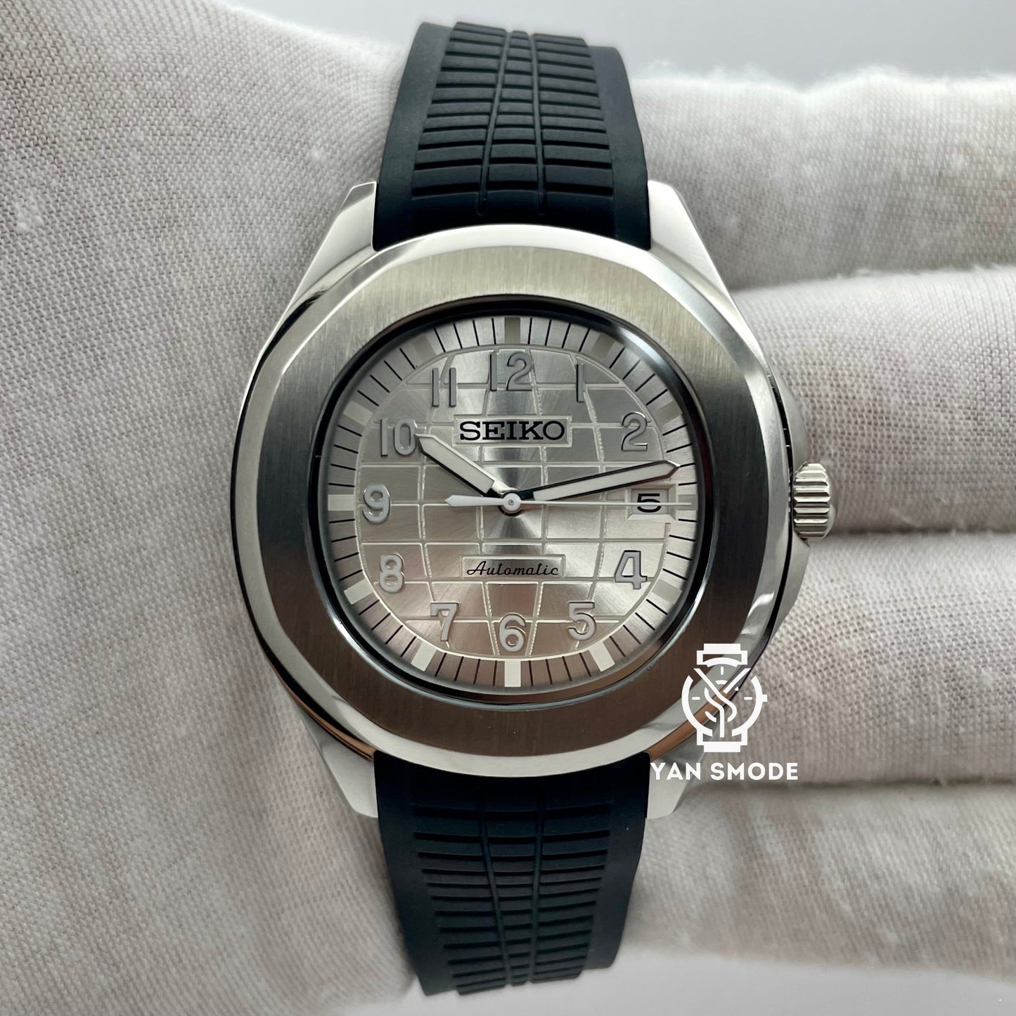 Aquanaut Blanche