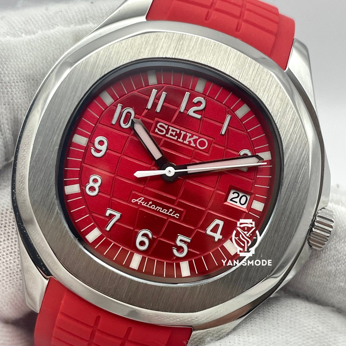 Aquanaut Rouge