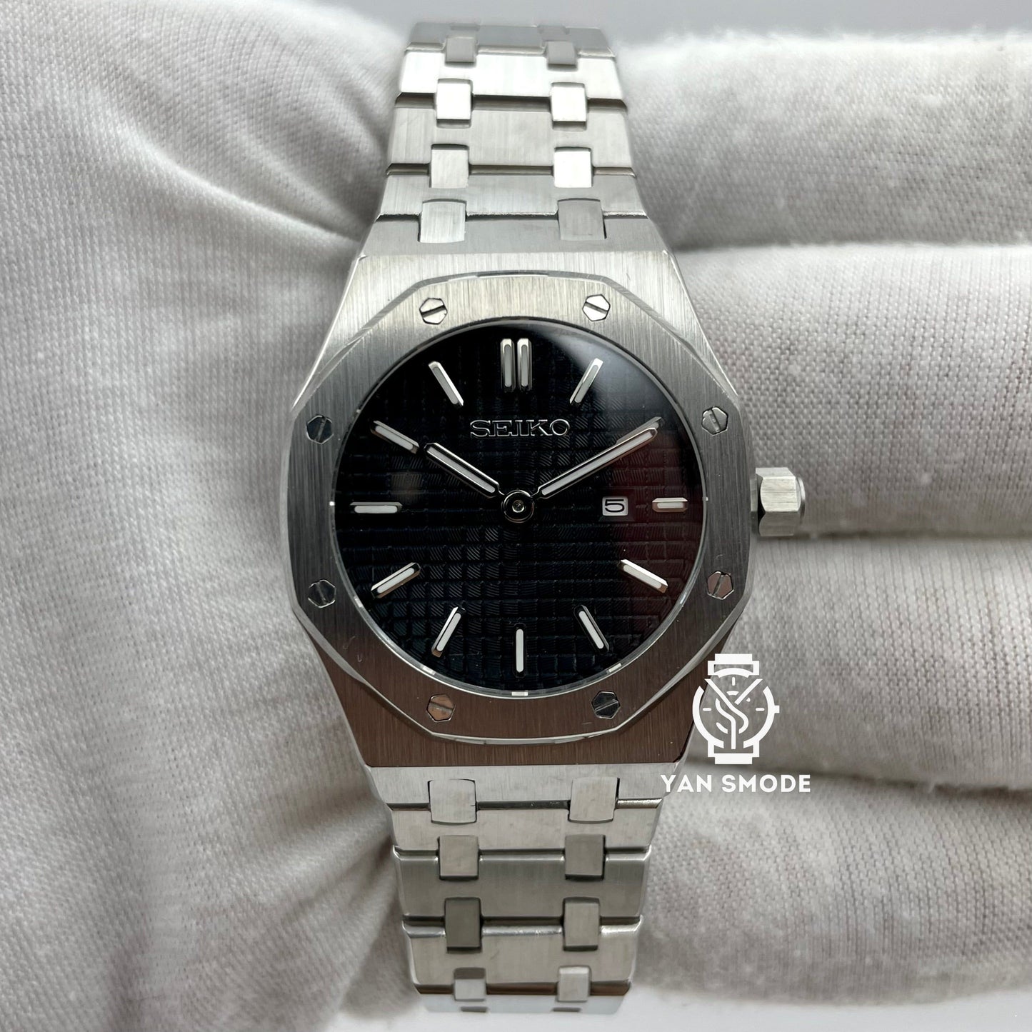 Royal Oak White
