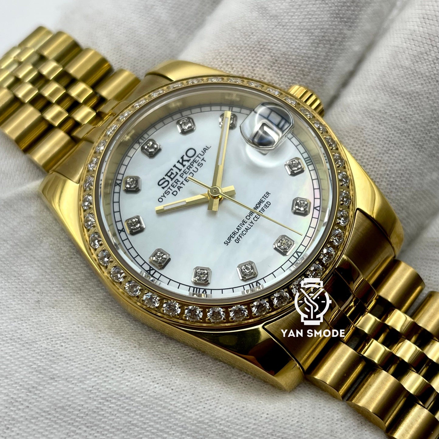 Date Just Yellow Gold Decorated with Diamonds