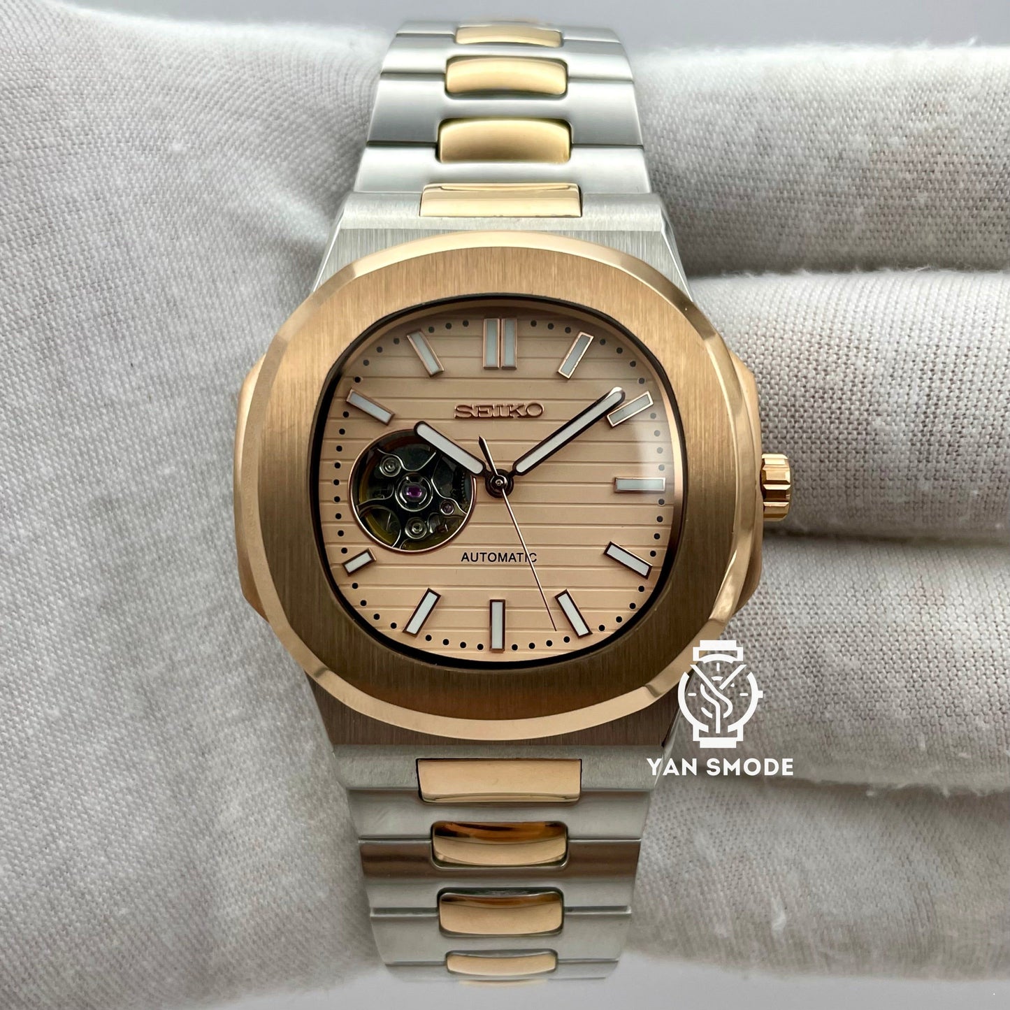 Nautilus Or Rose Caramel Open