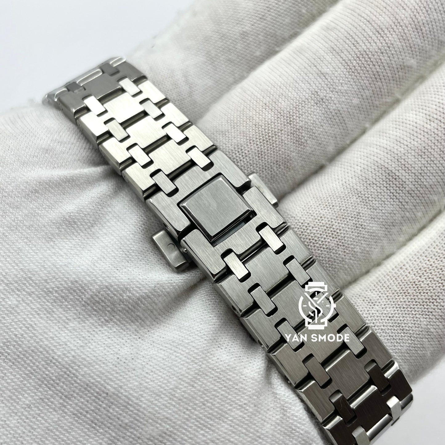 Royal Oak White