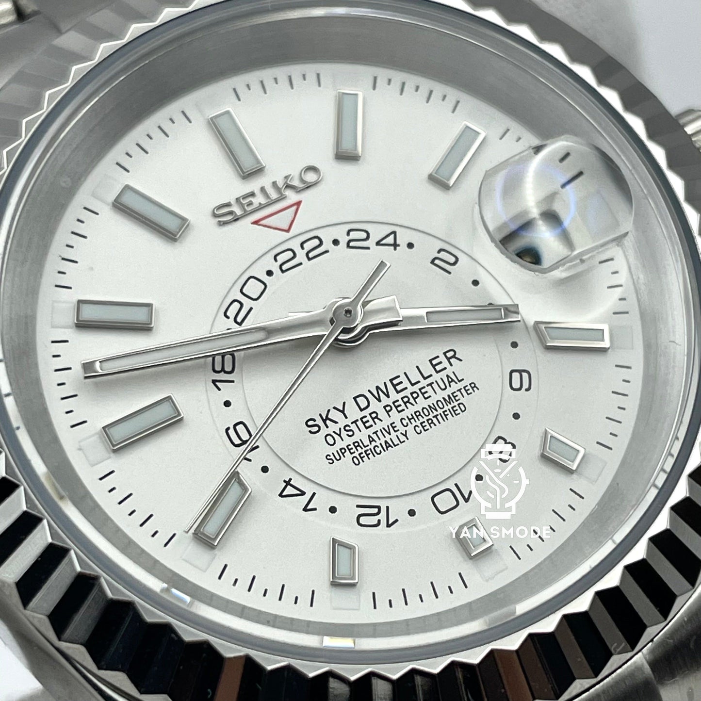 Sky Dweller White