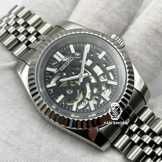 Date Just Black