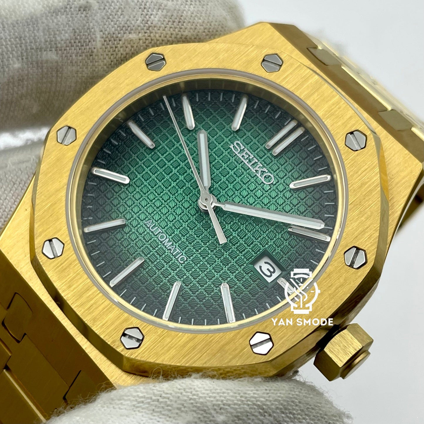 Royal Oak Rose Gold Black Skeleton