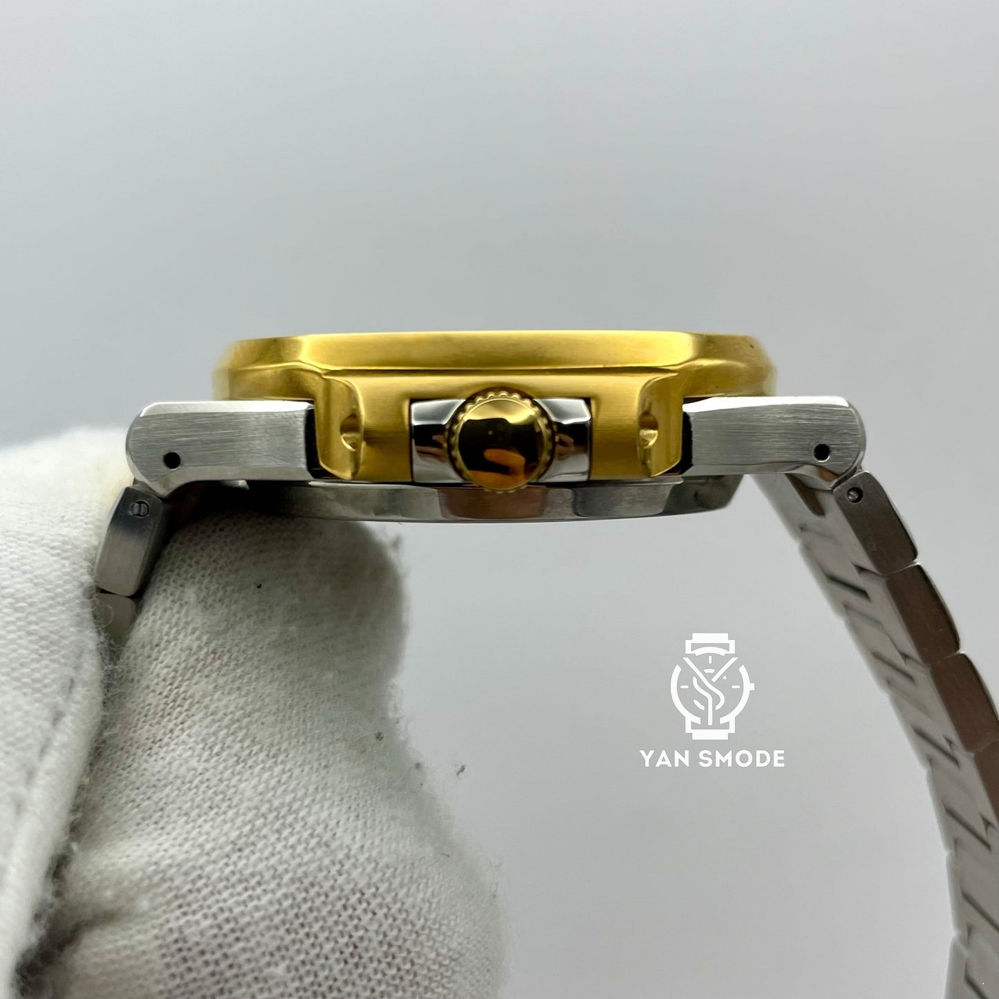 Nautilus Or Jaune Arabic Dial Jaune