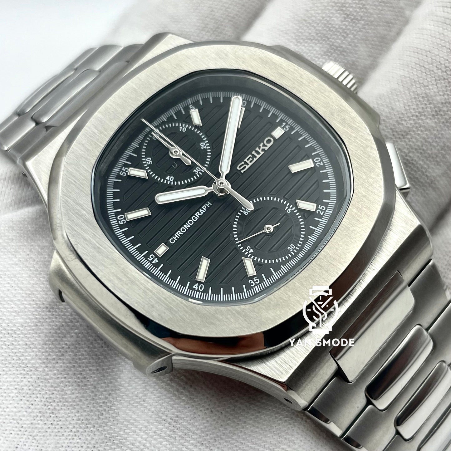 Nautilus Black