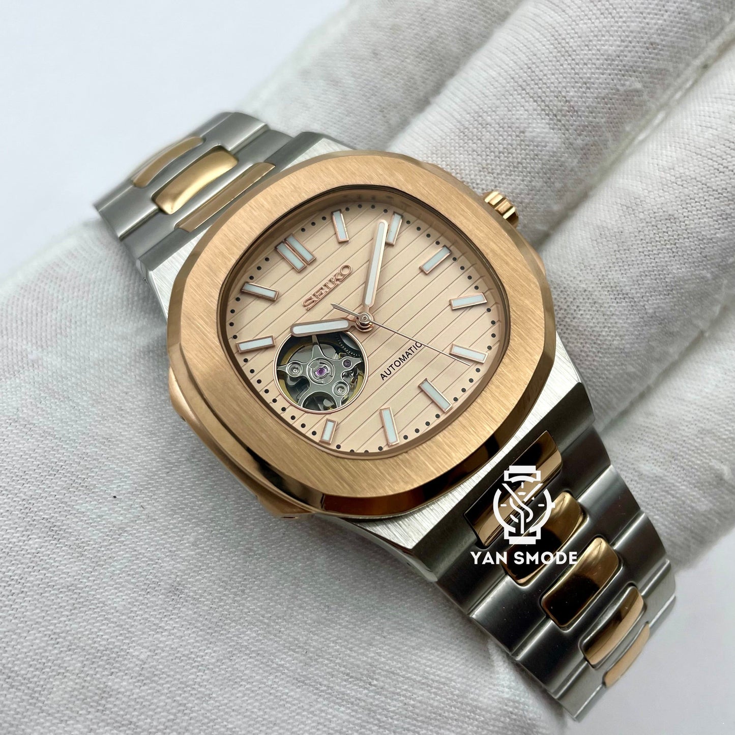 Nautilus Or Rose Caramel Open