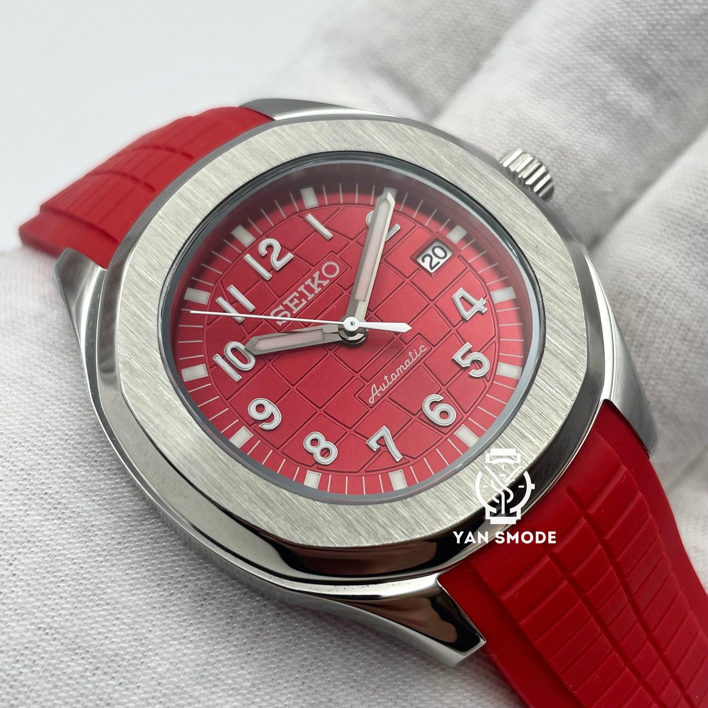 Aquanaut Rouge
