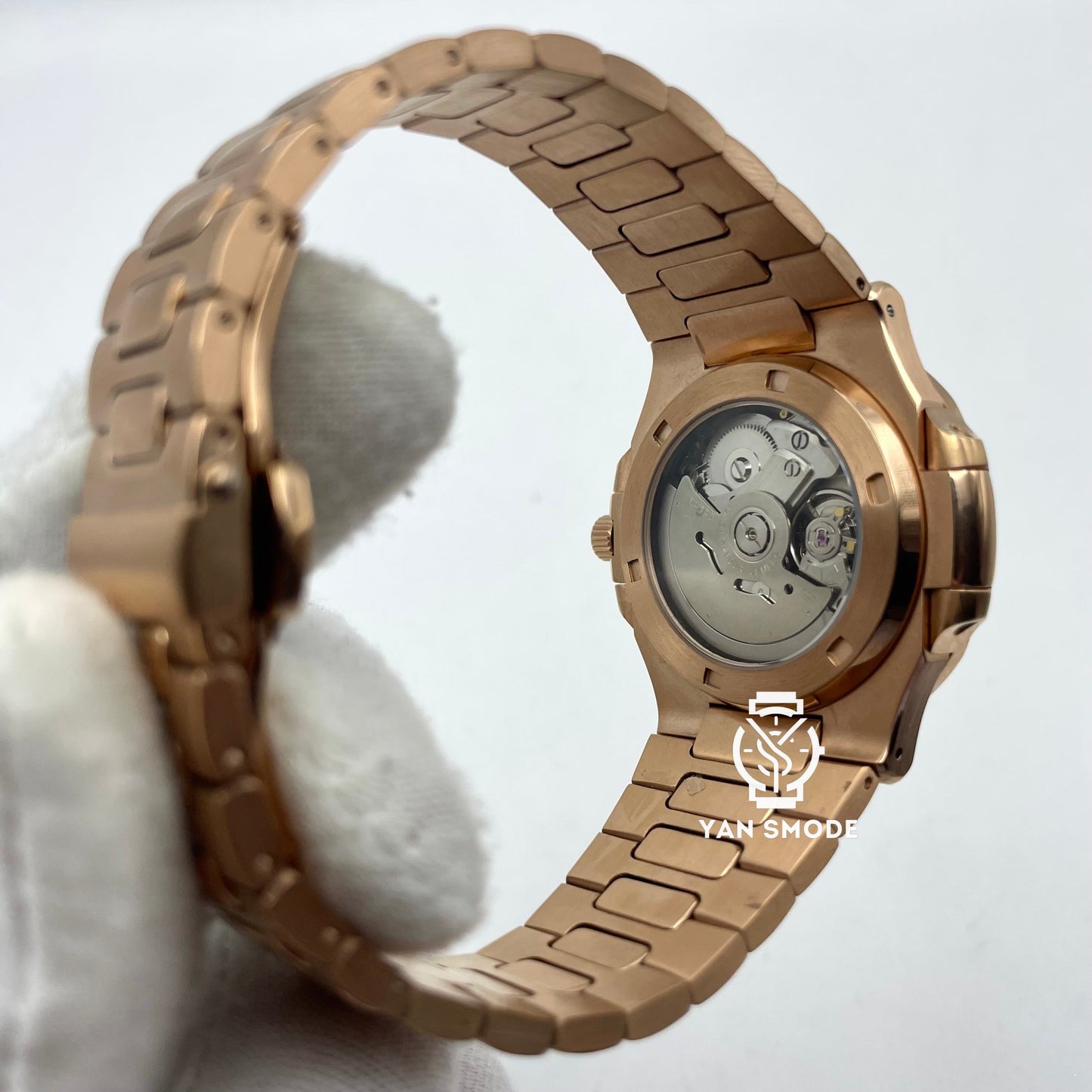 Nautilus Caramel Diamond Decorated