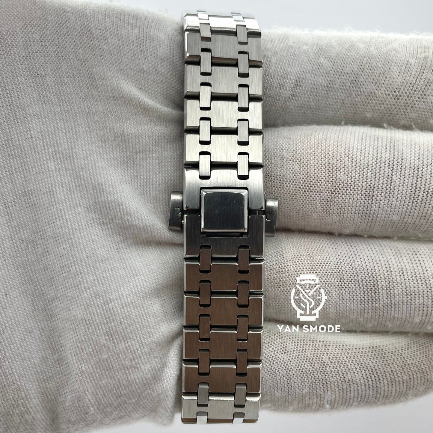 Royal Oak White