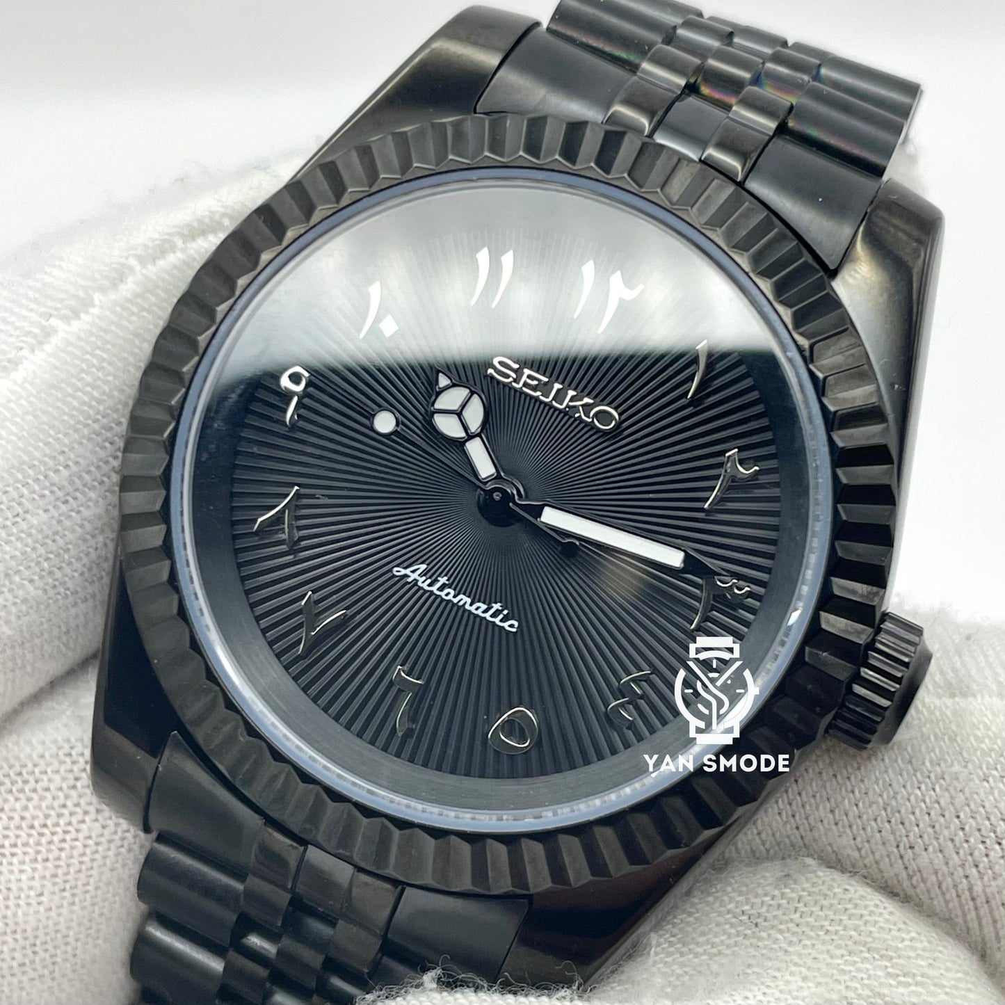 Arabic Dial Noir Entièrement Noire