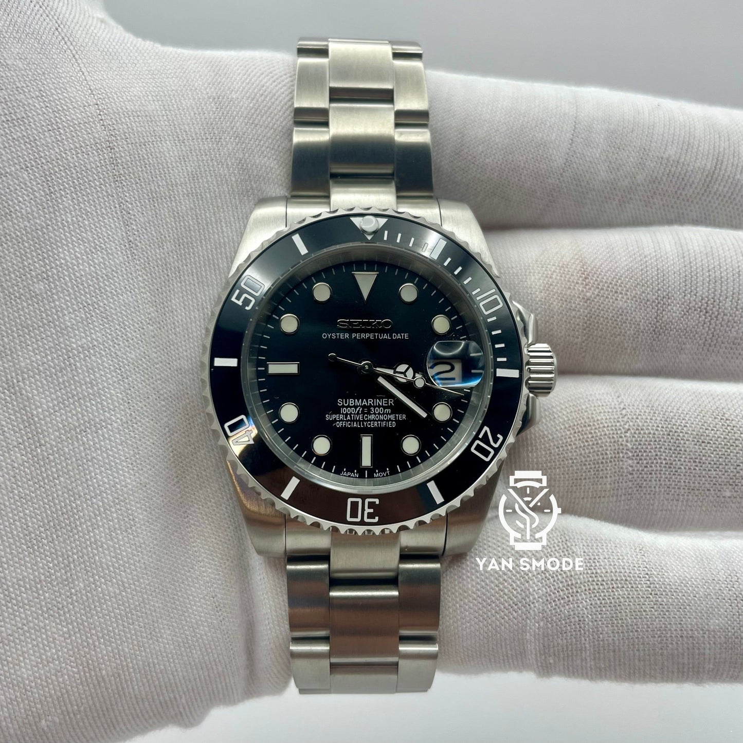 Black Submariner
