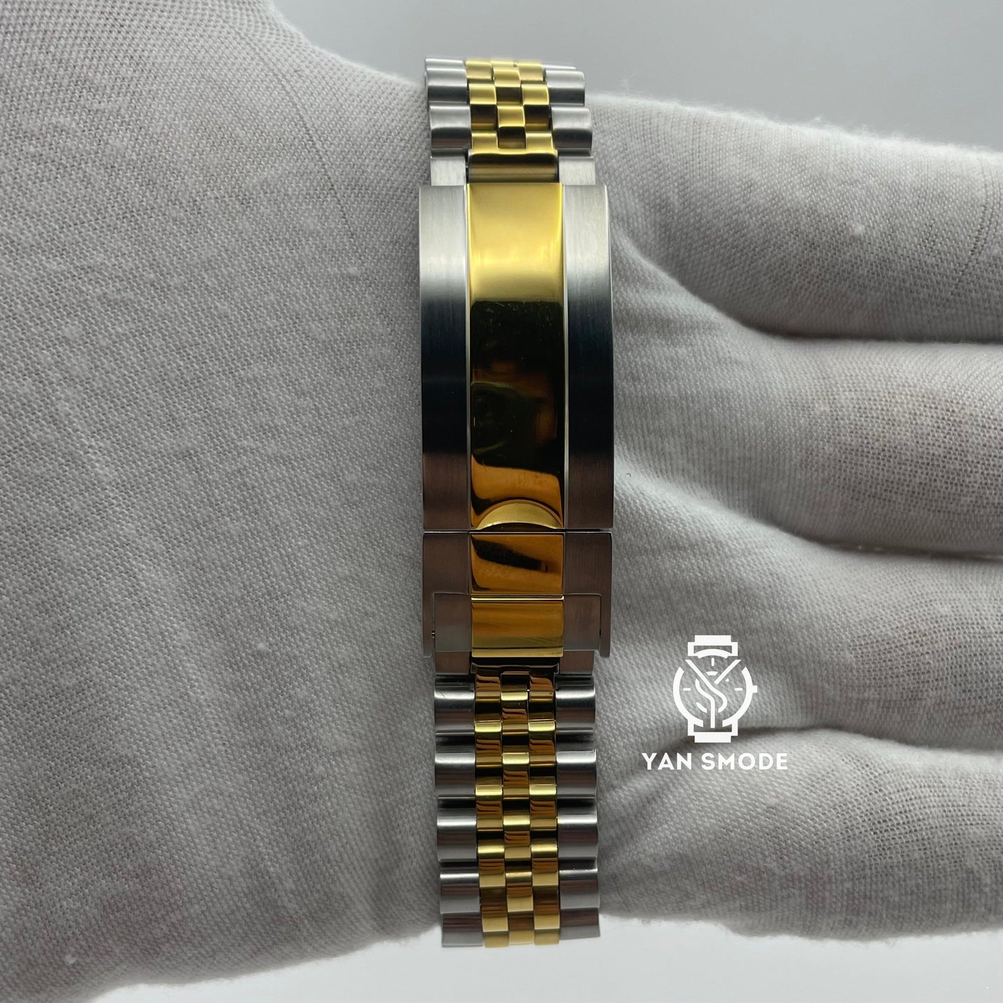 Date Just Yellow Gold Decorated with Diamonds