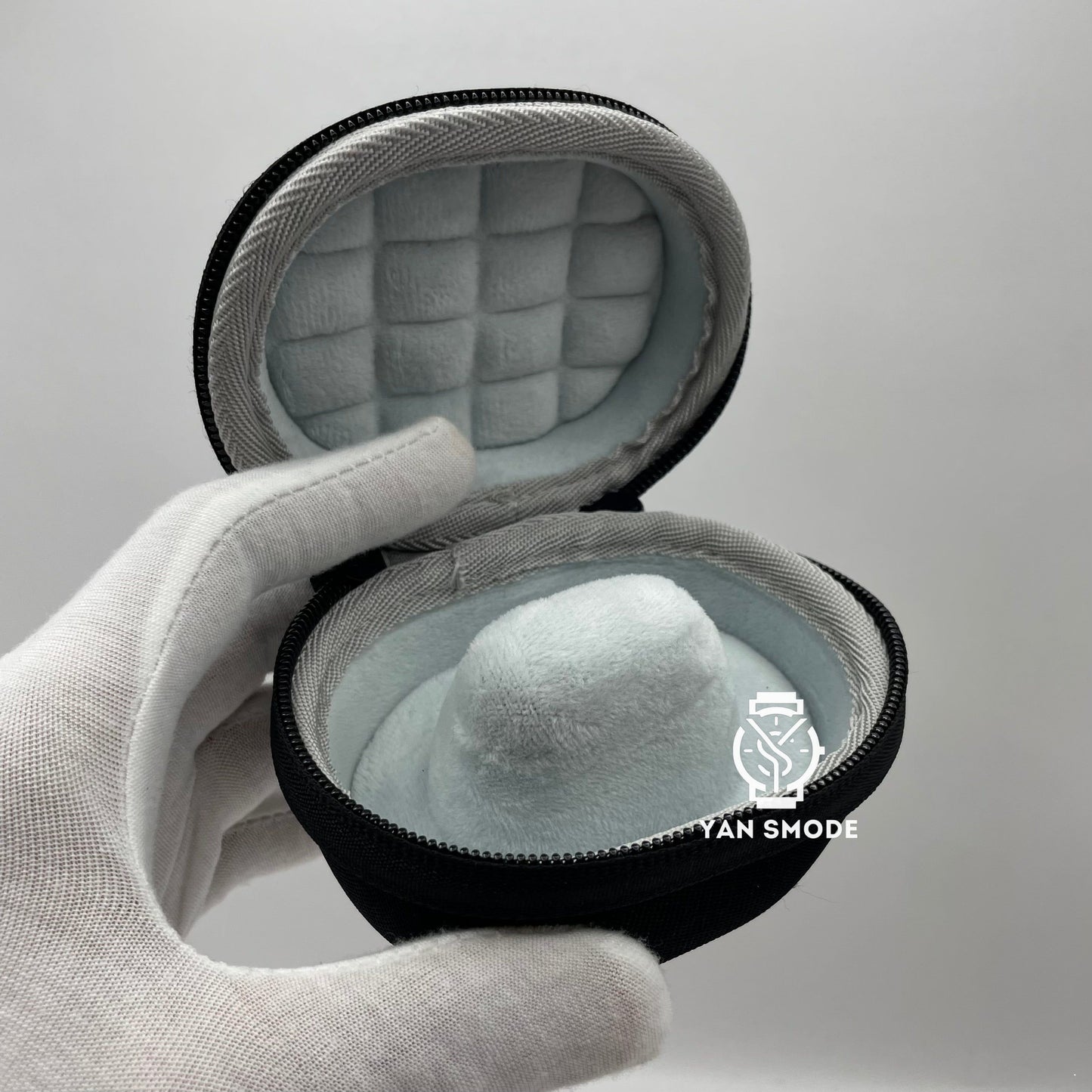 Boite Synthétique Noire Velours Gris - Yan Smode