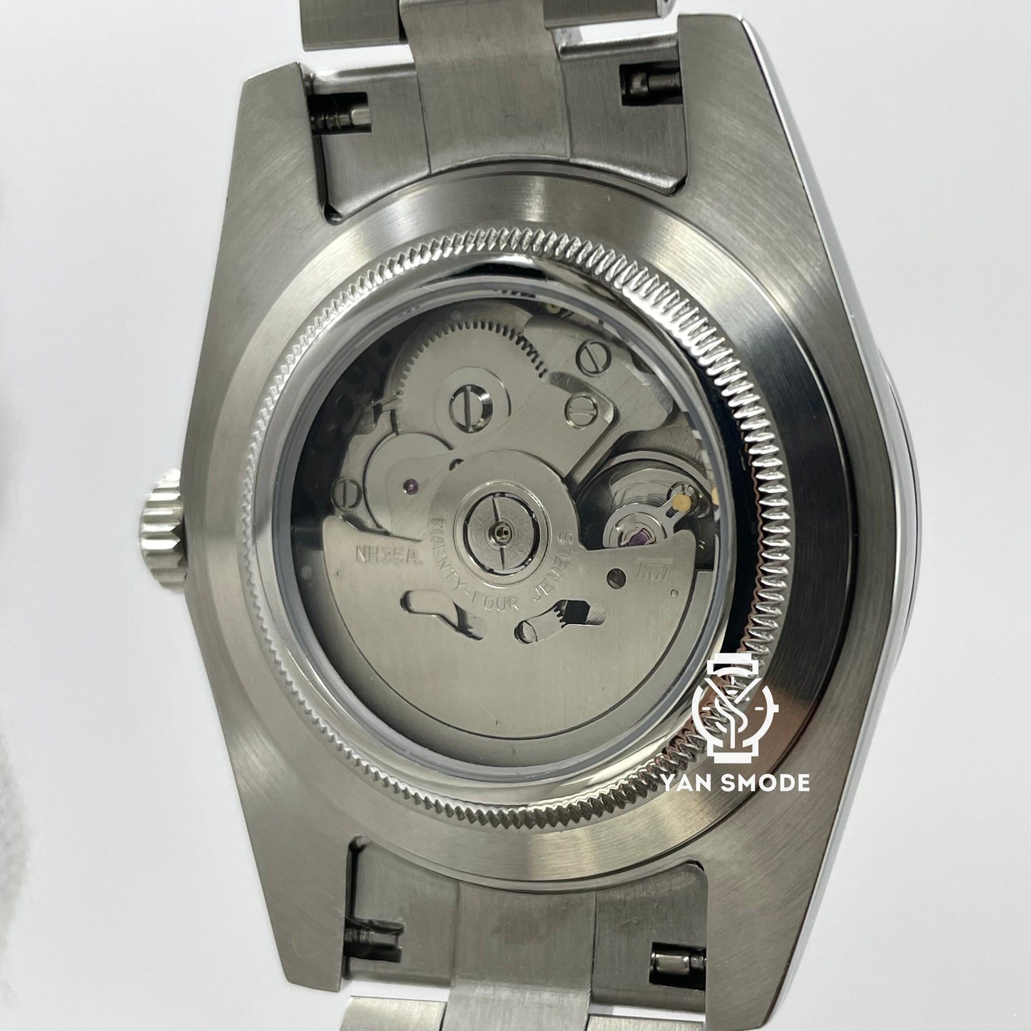 Date Just Grey