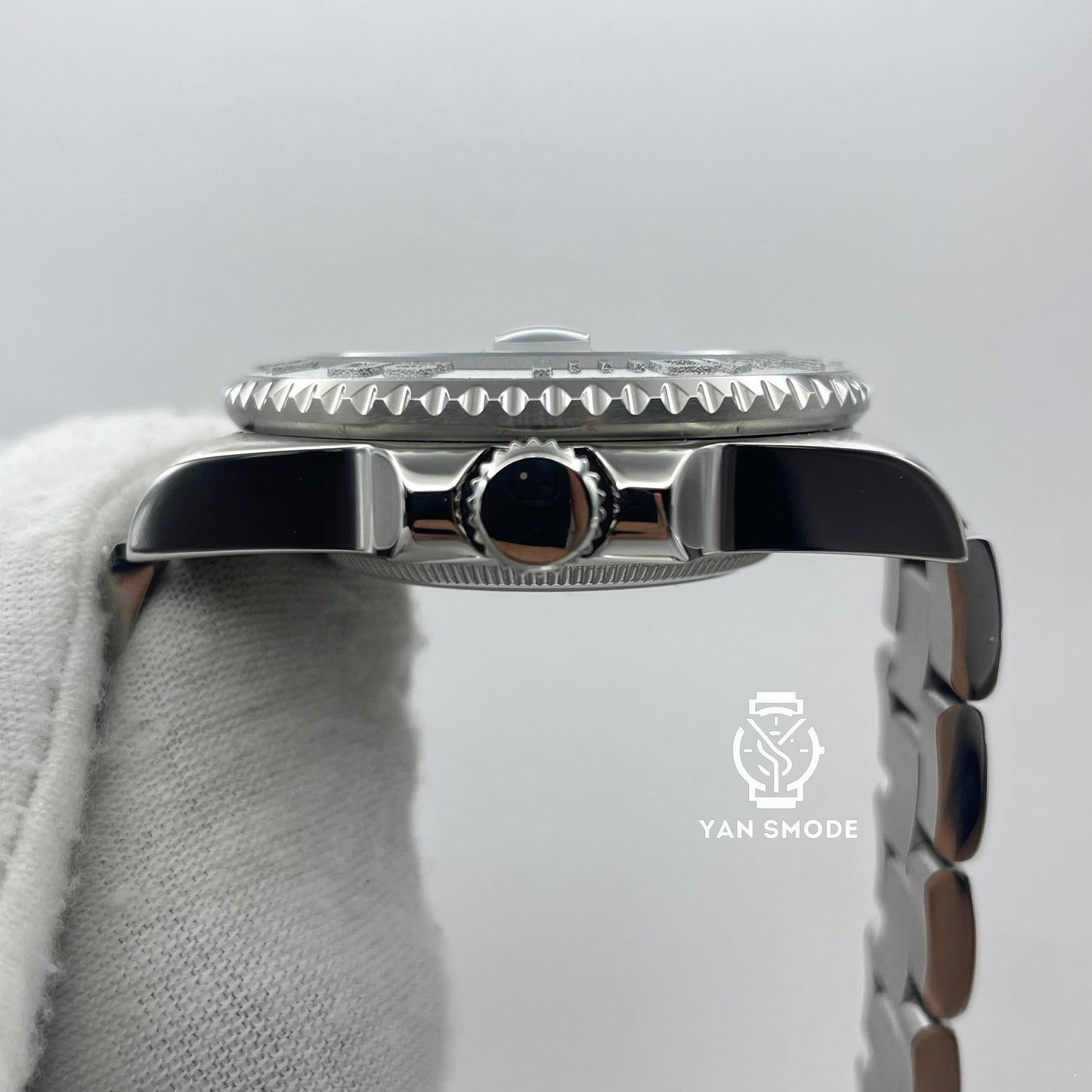 GMT Violet