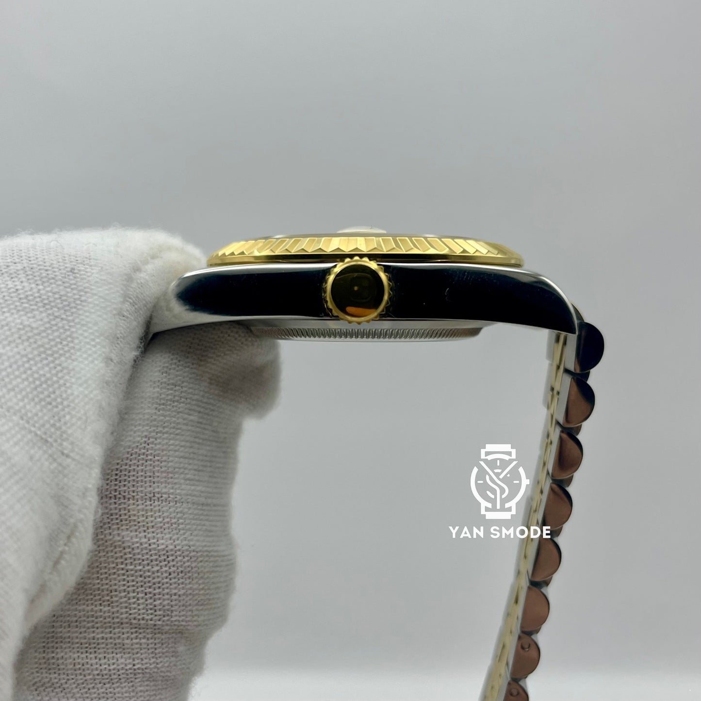 Date Just Yellow Gold Decorated with Diamonds