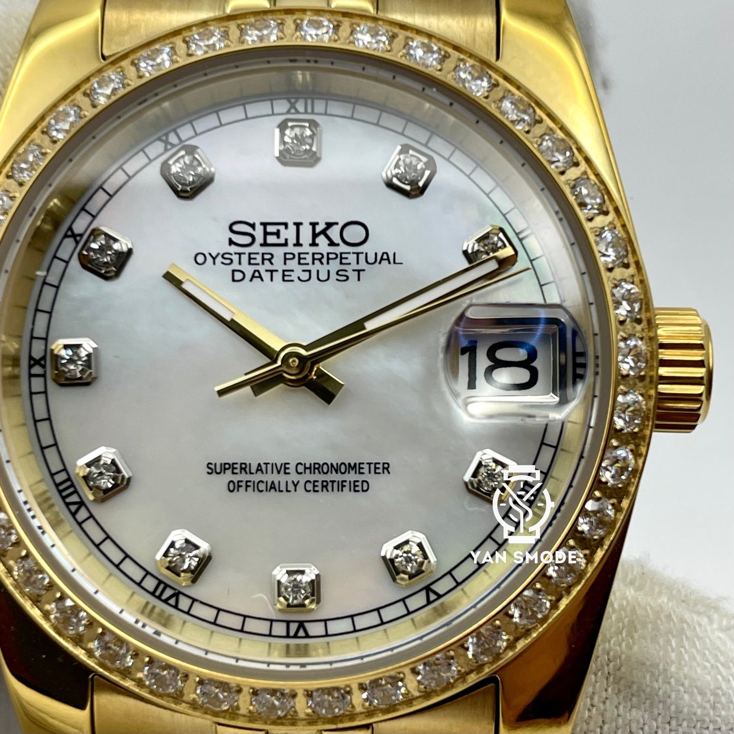 Date Just Yellow Gold Decorated with Diamonds