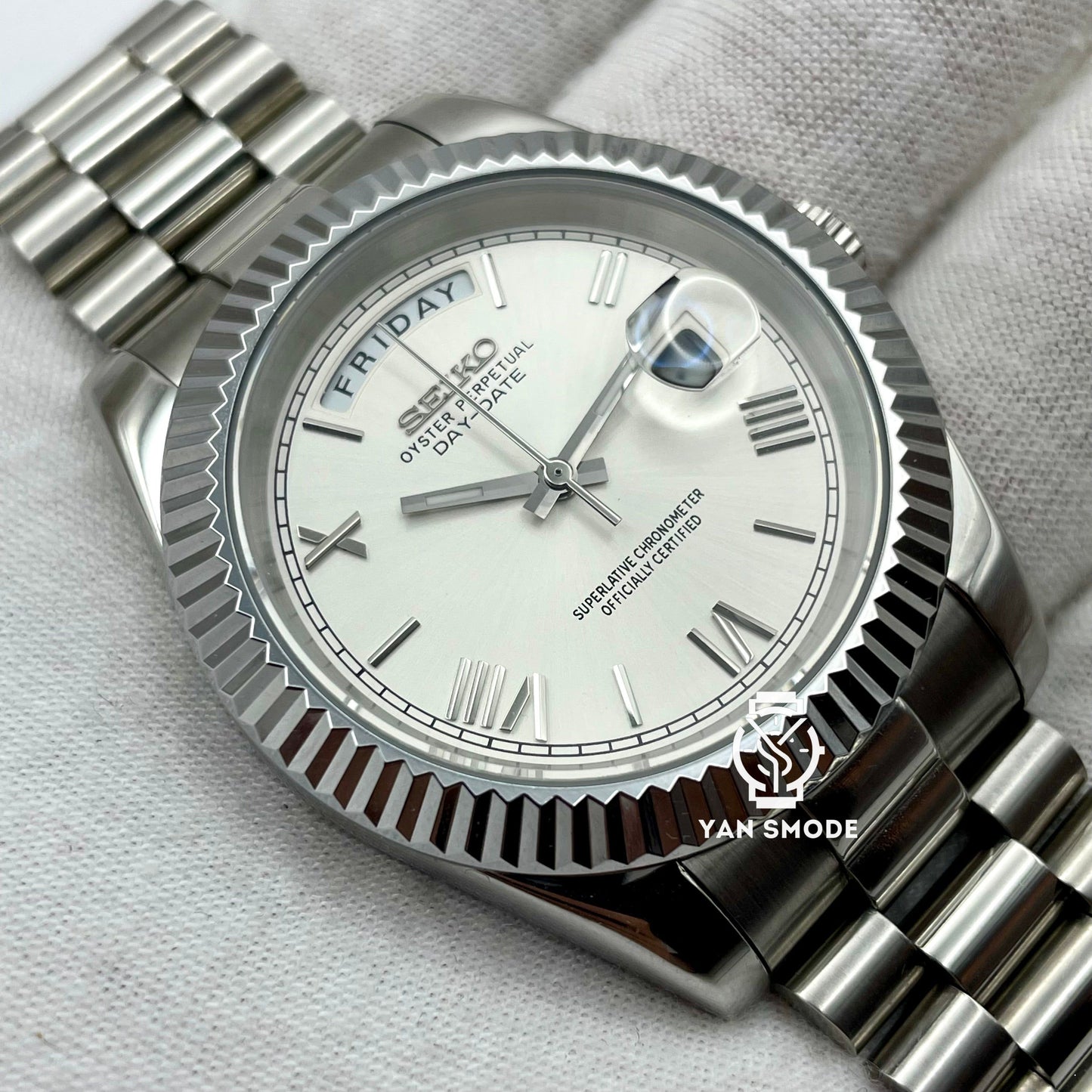 Day Date Blanche