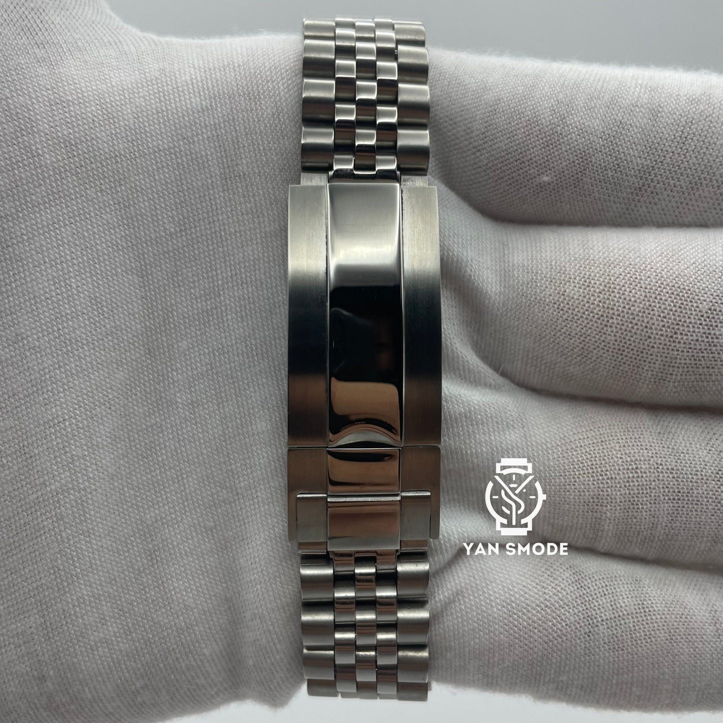 Arabic Dial White
