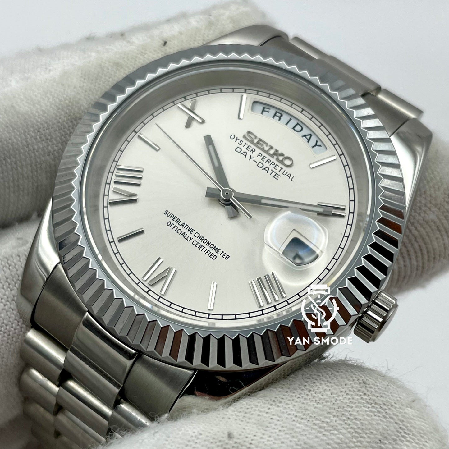 Day Date Blanche