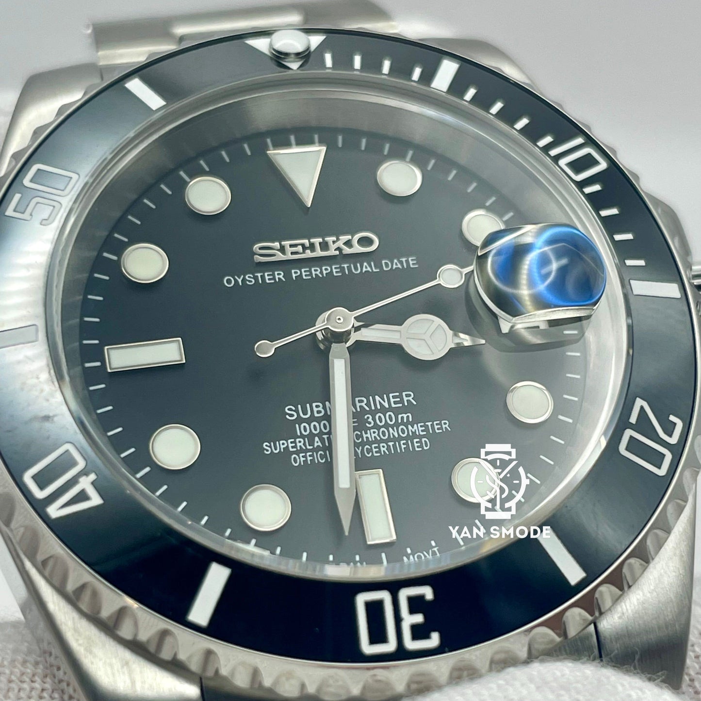 Black Submariner