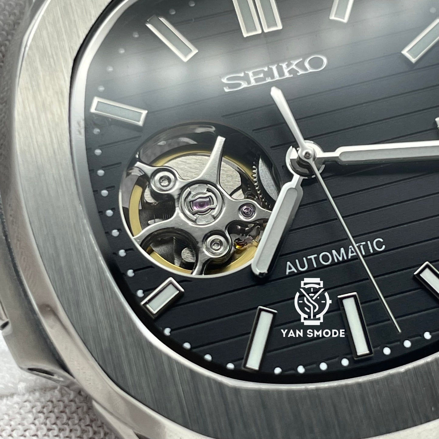 SekioMod Nautilus Noire Ouverte - Yan Smode