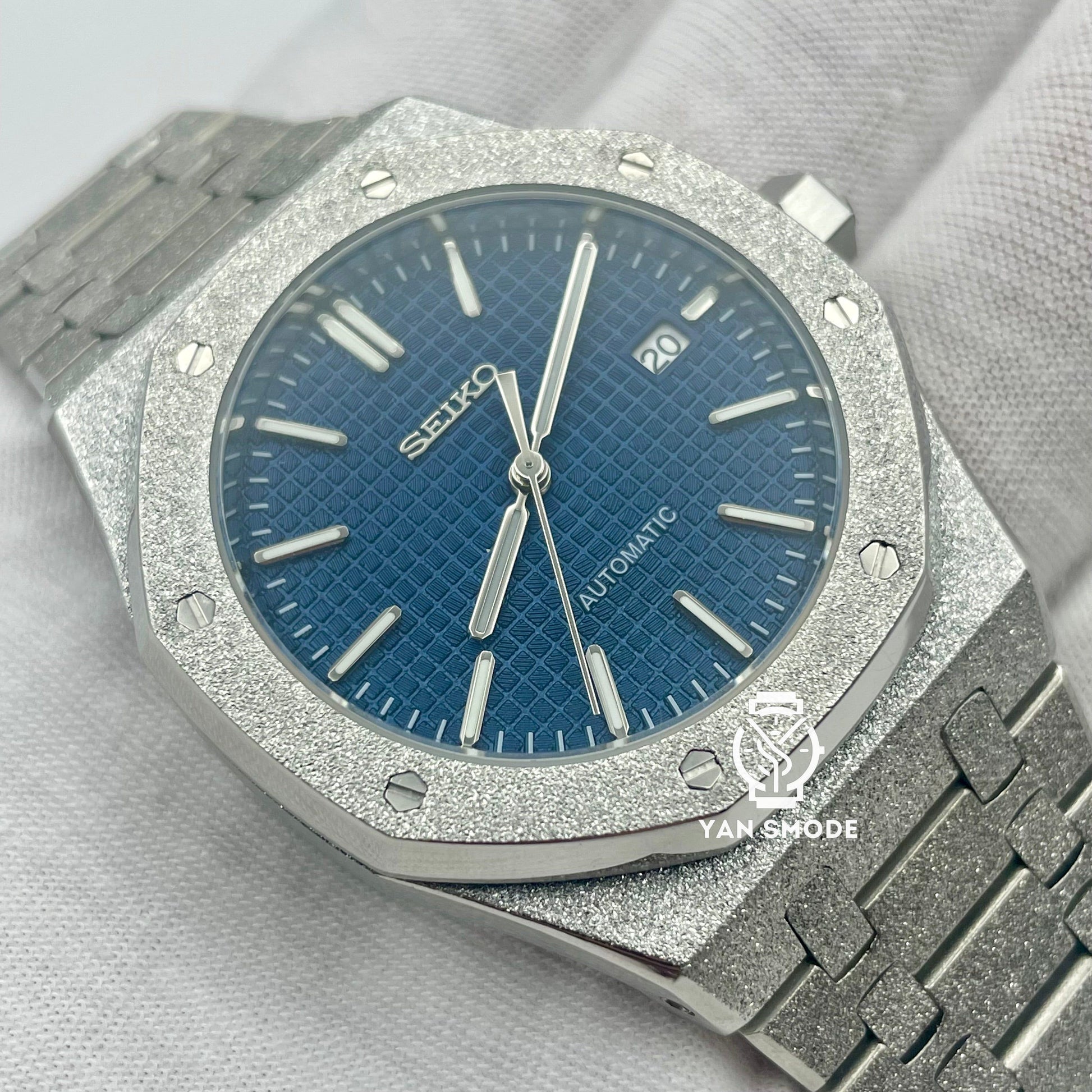SekioMod Royal Oak Brillante Bleu Foncé - Yan Smode