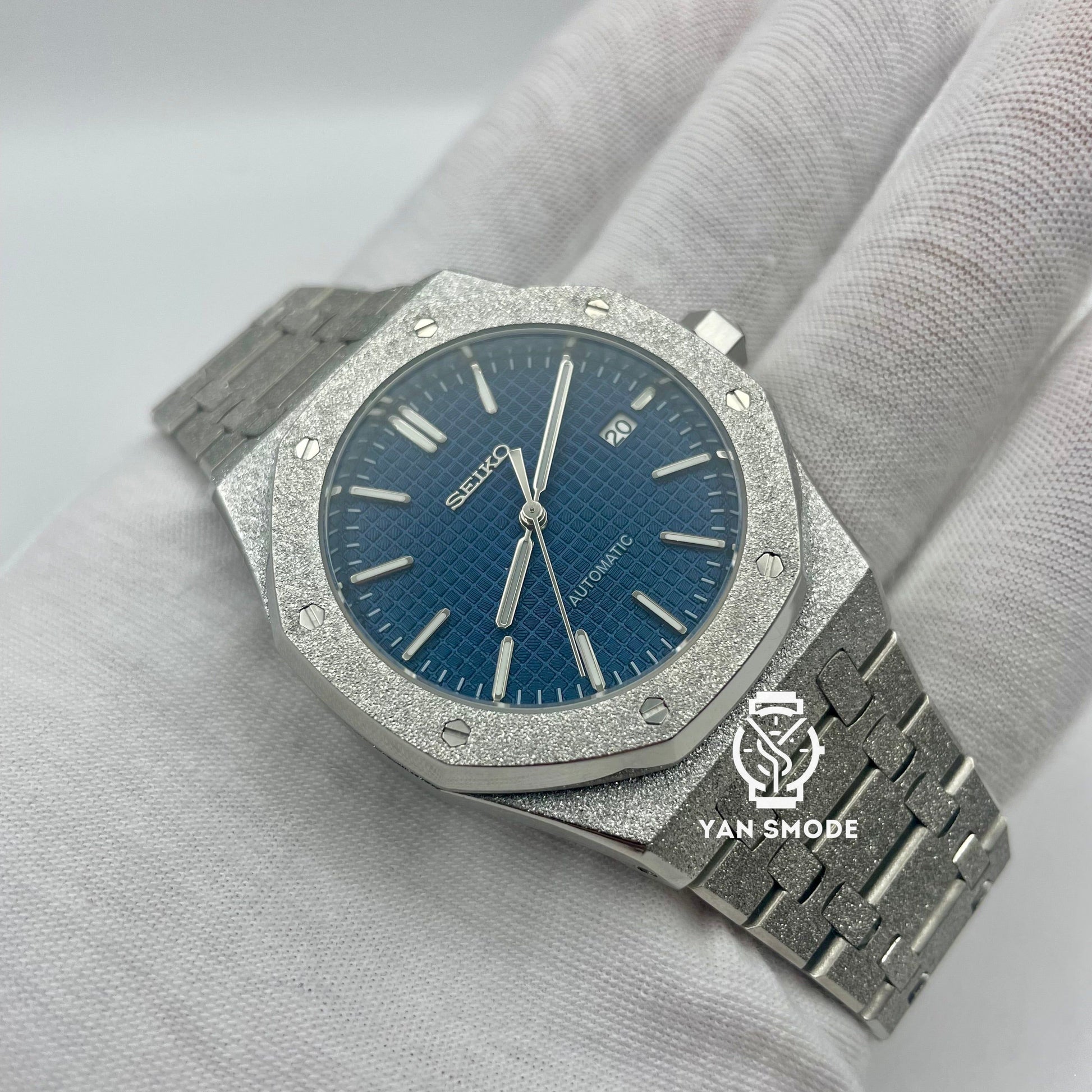 SekioMod Royal Oak Brillante Bleu Foncé - Yan Smode