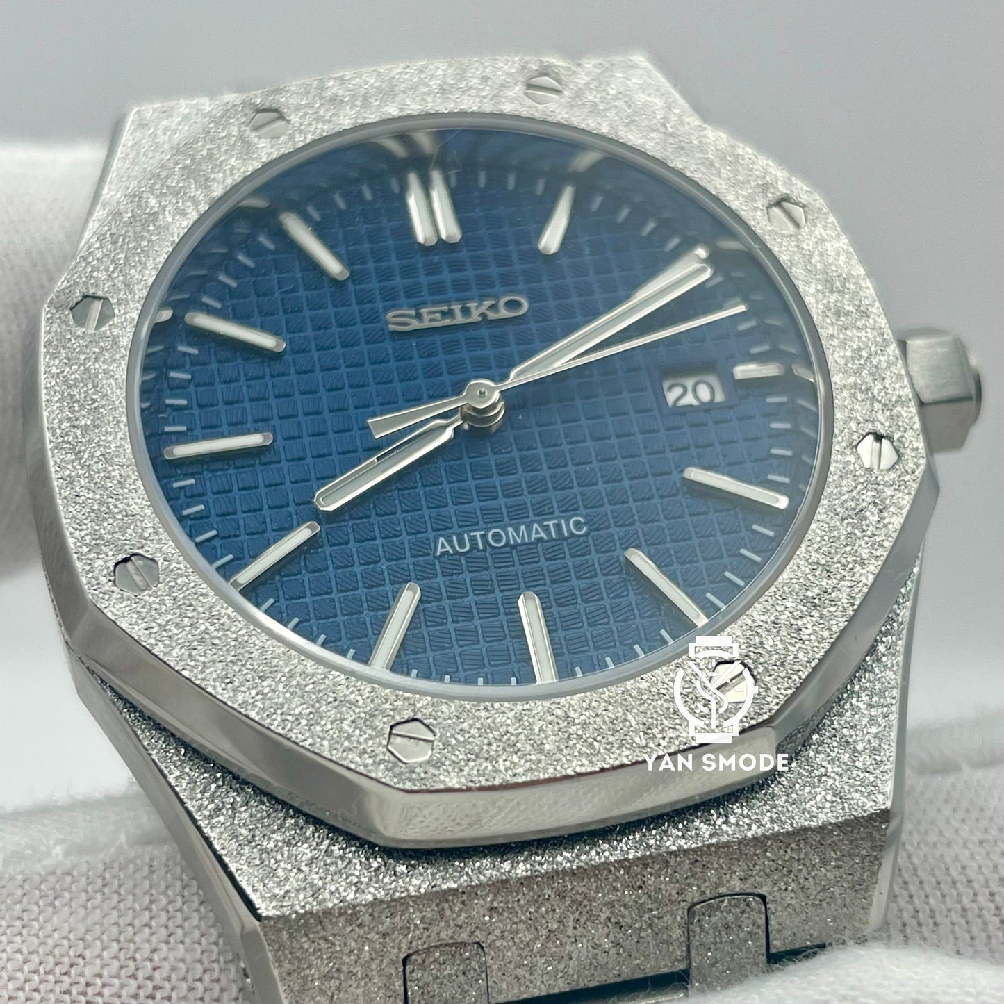 SekioMod Royal Oak Brillante Bleu Foncé - Yan Smode