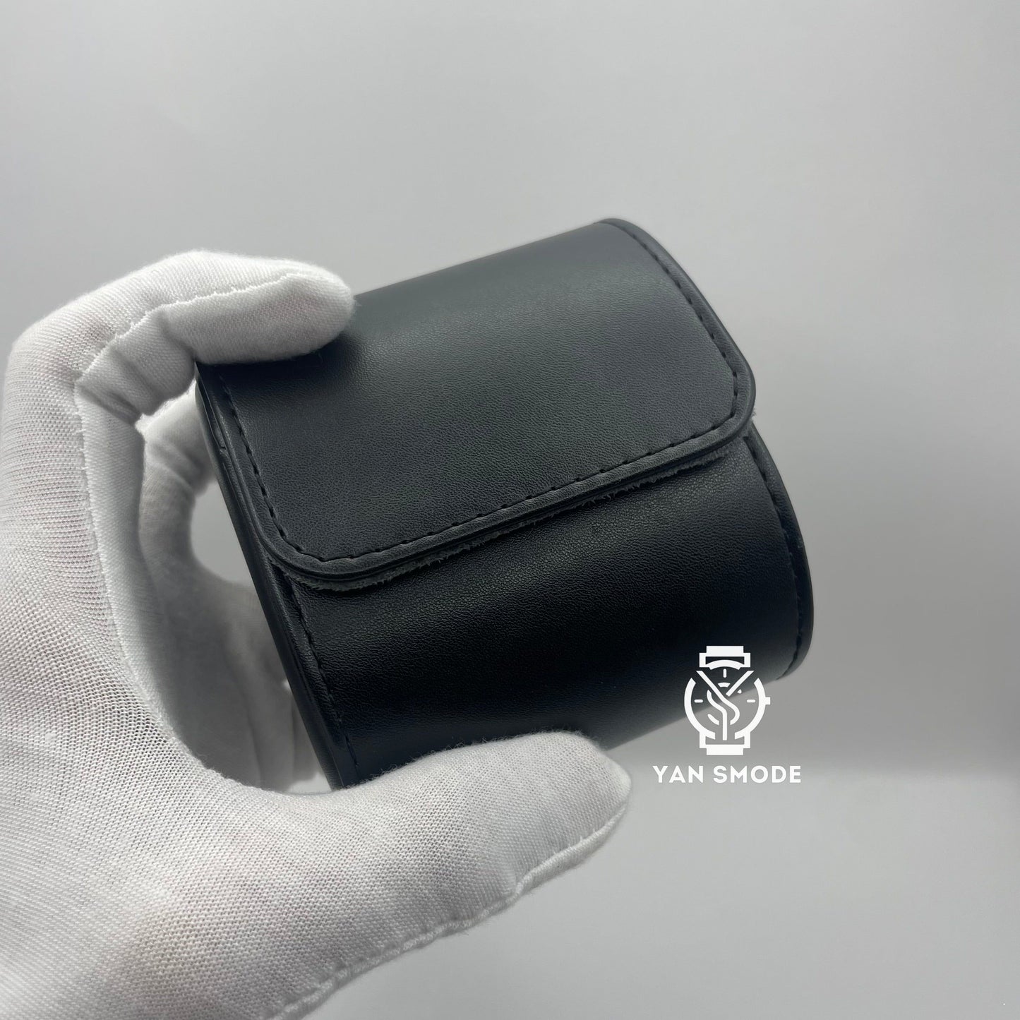 Boite Cuir Noire Une Ouverture - Yan Smode