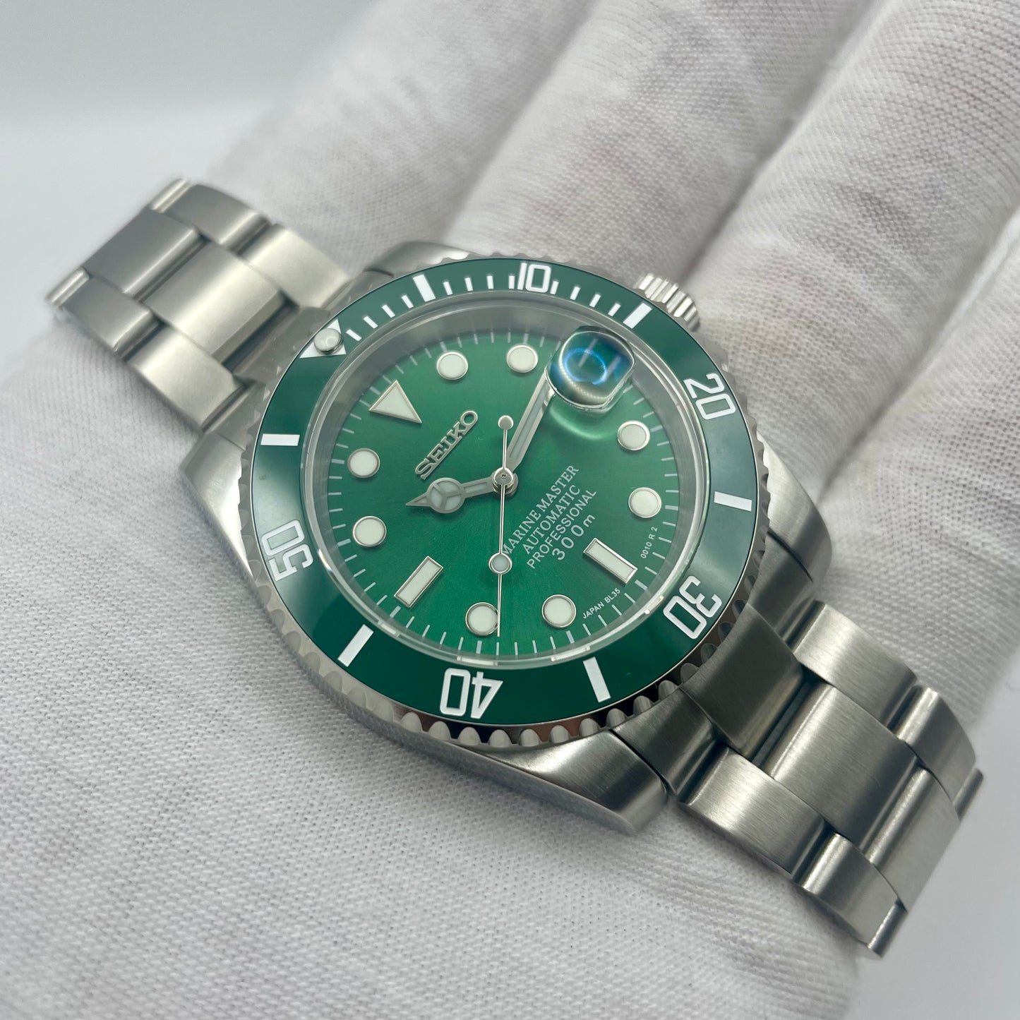 Seiko Mod Marine Master Hulk