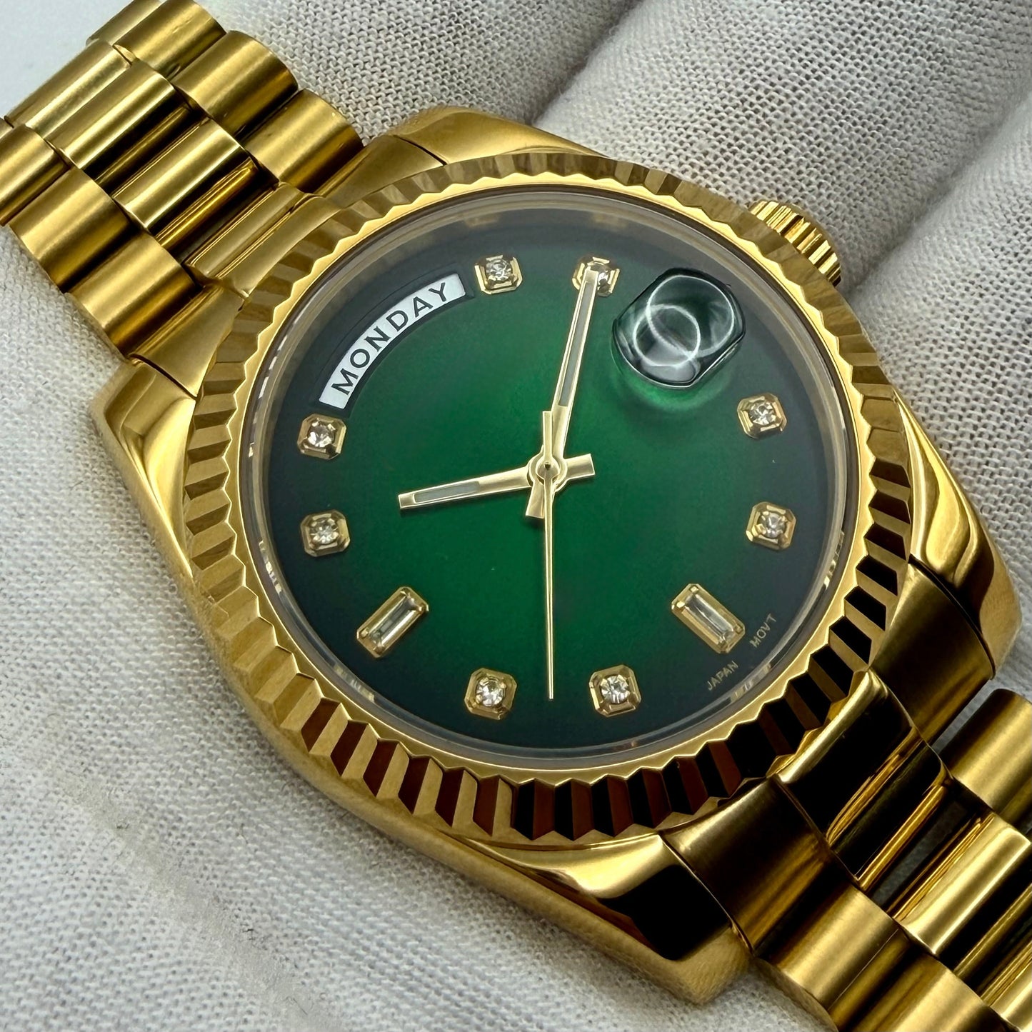 Monarch Or Jaune Verte