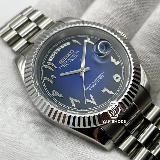 Day Date Arabic Dial Bleu Foncé