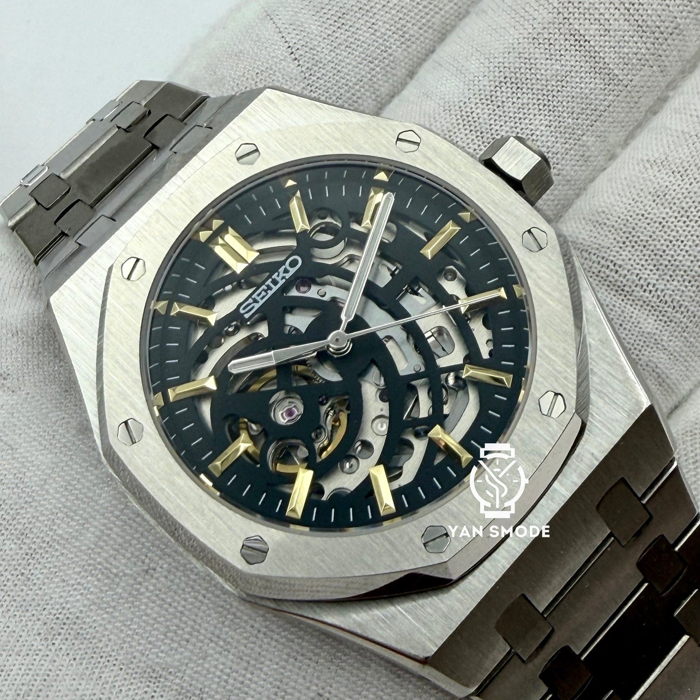 Royal Oak Squelette Noire Index Or Jaune