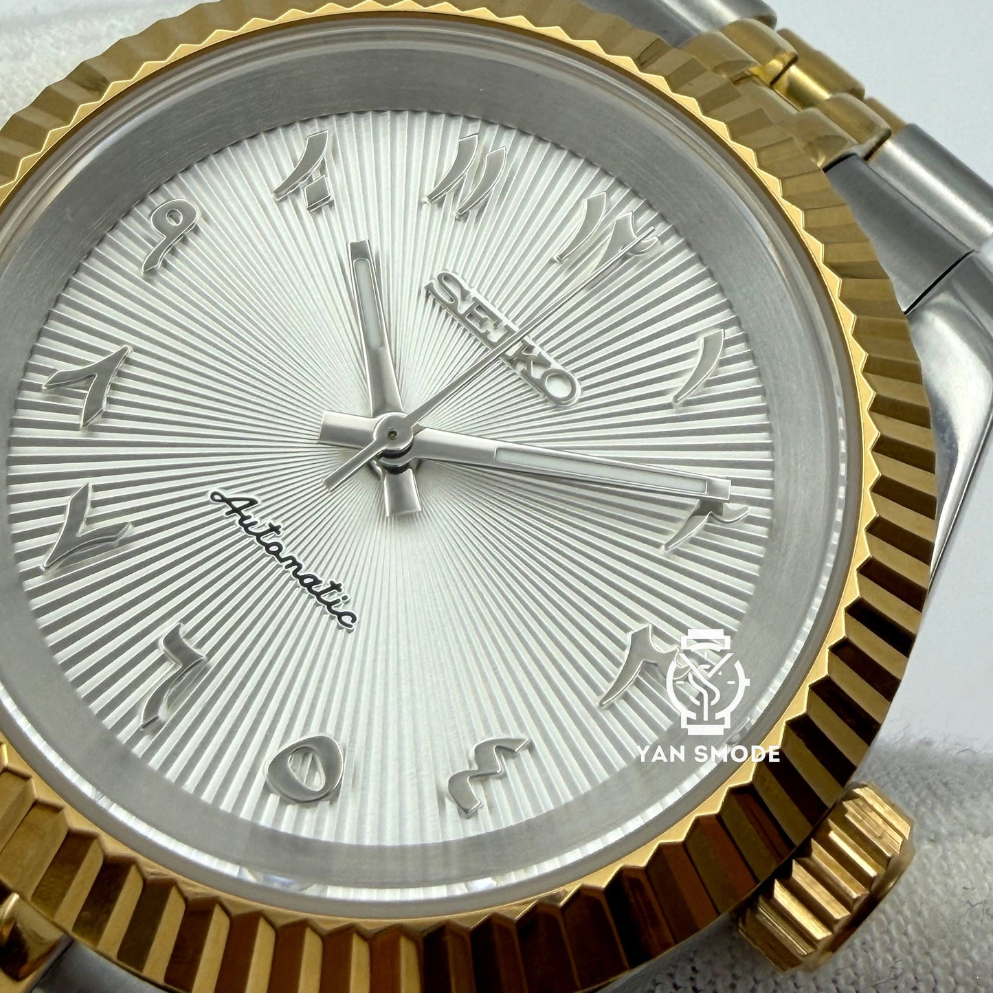 Arabic Dial Blanche Or Jaune