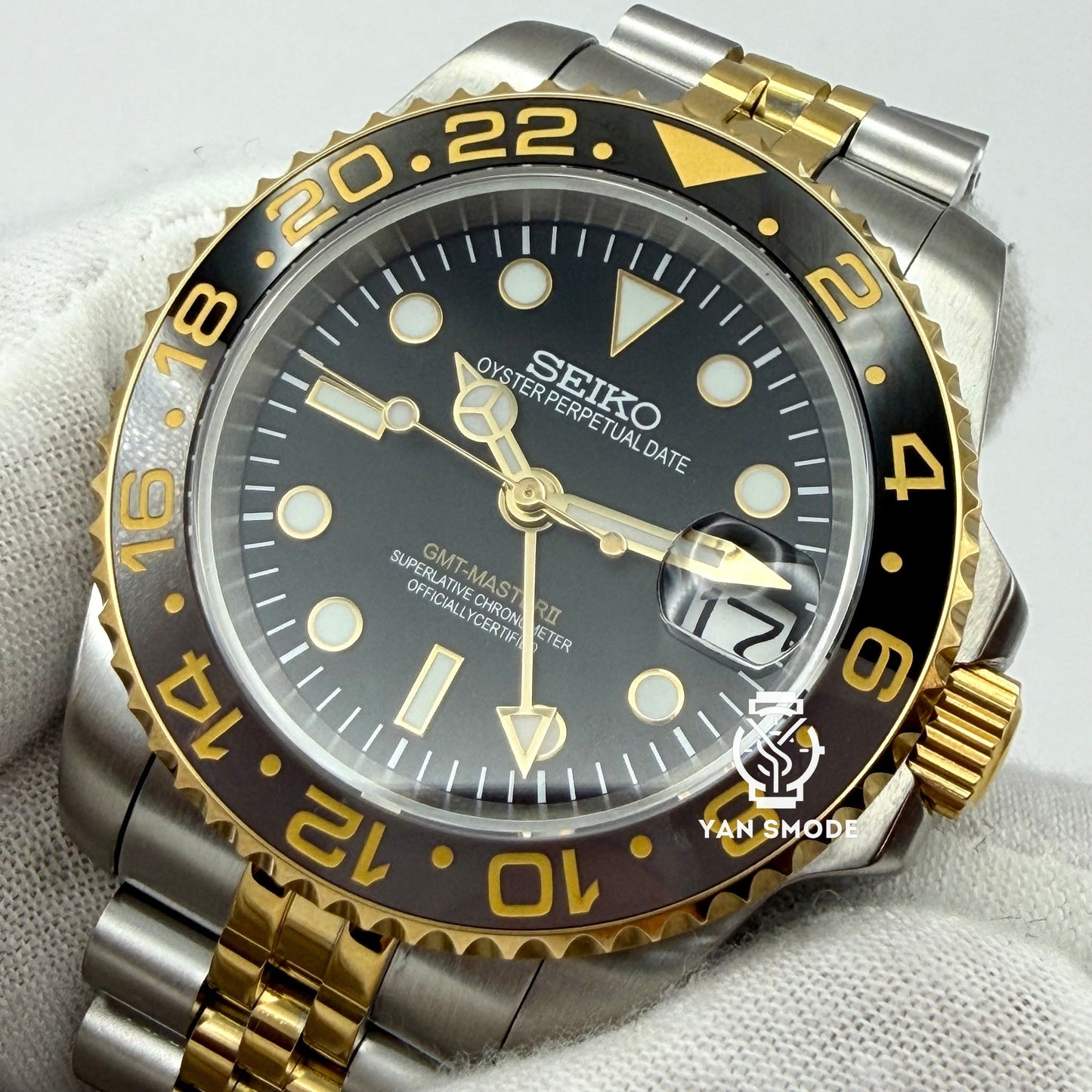 GMT Bruce Wayne Or Jaune