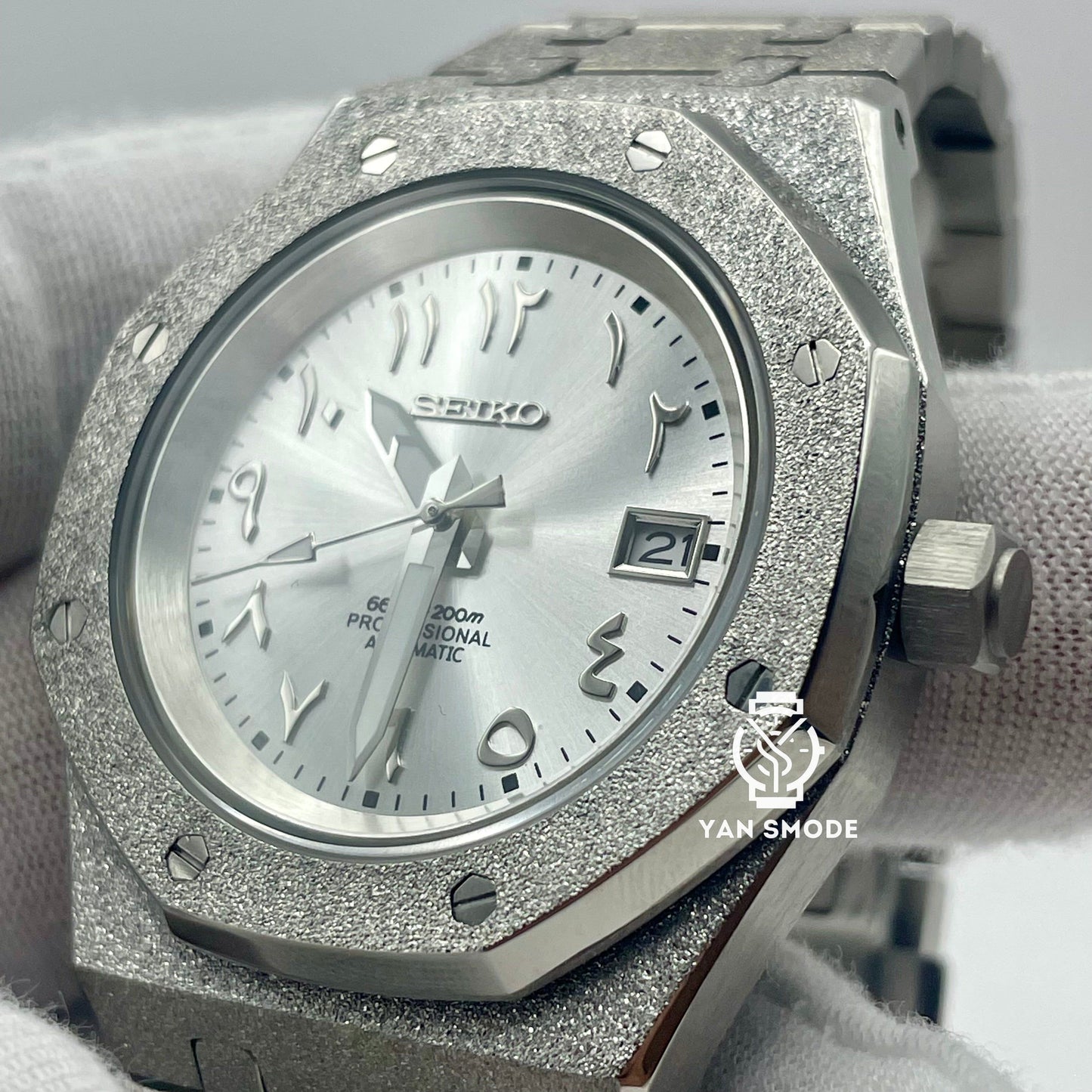 Royal Oak Brillante Arabic Dial Grise