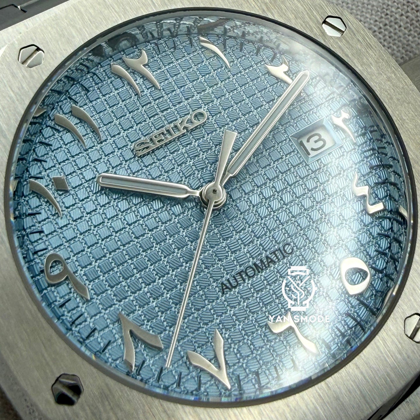 Royal Oak Arabic Dial Bleu Clair