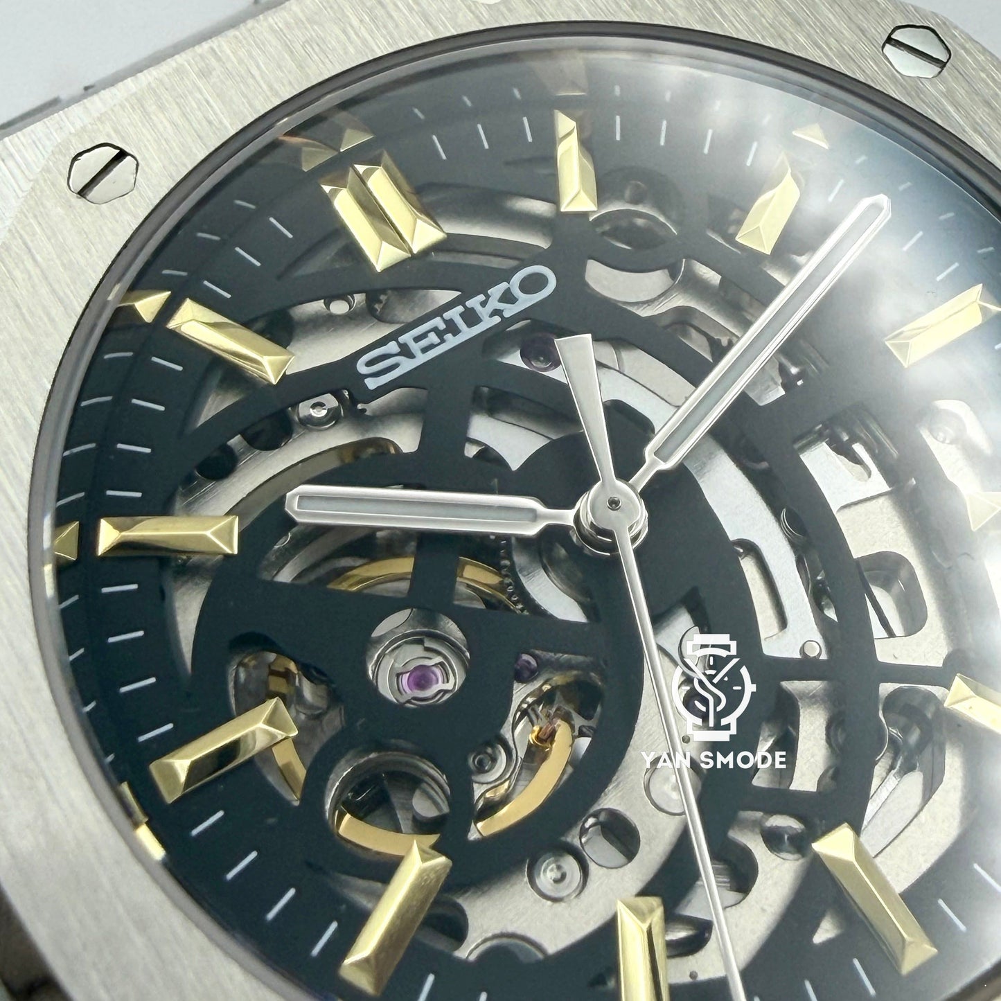 Royal Oak Squelette Noire Index Or Jaune