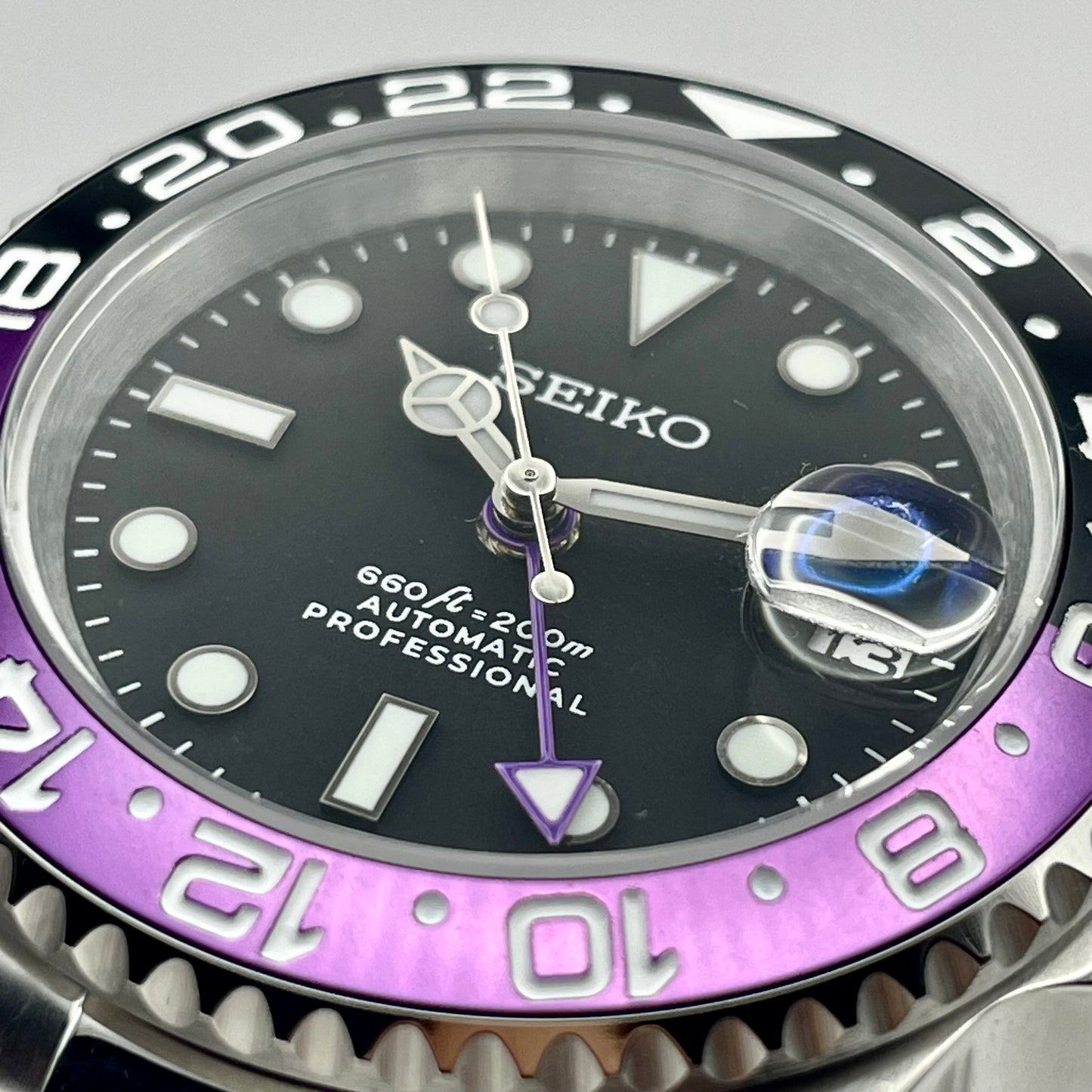 Seiko Mod GMT Violette