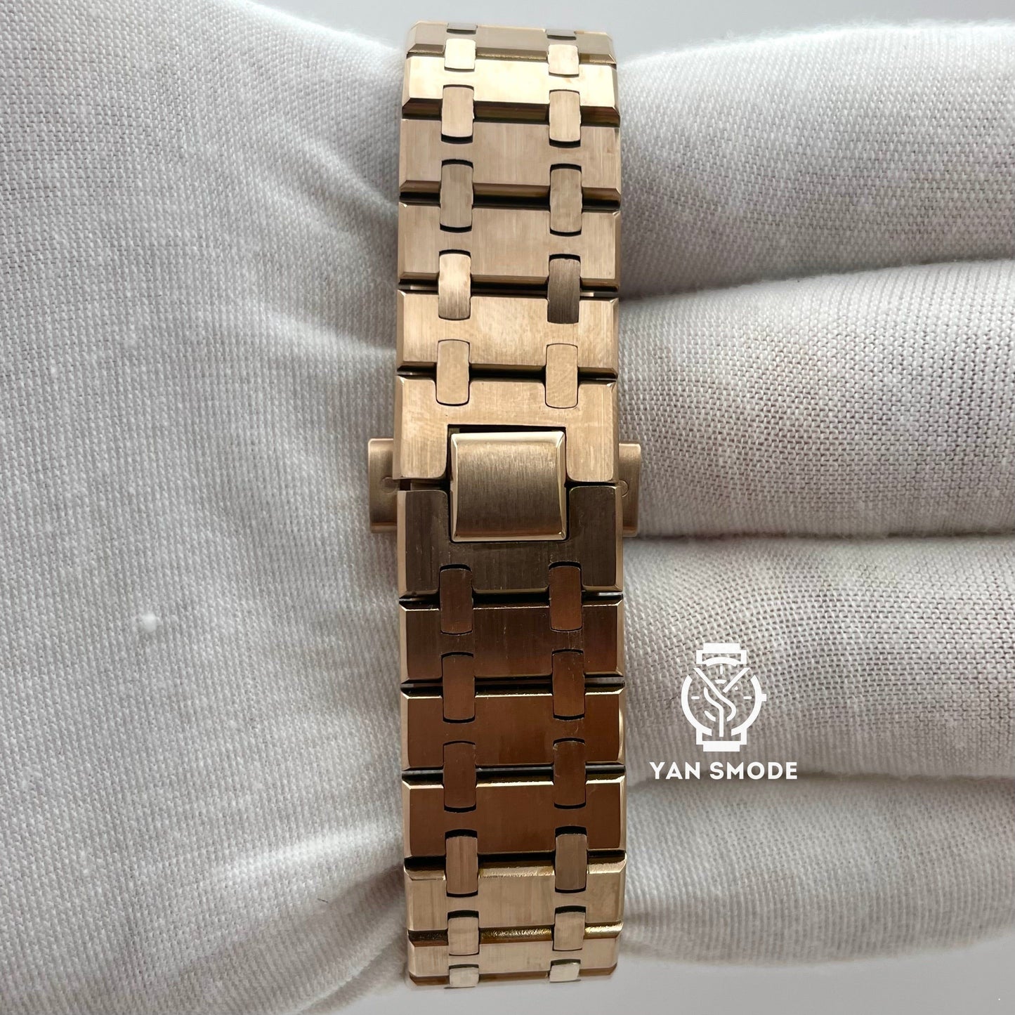 Royal Oak Brilliant Black Arabic Dial Black 